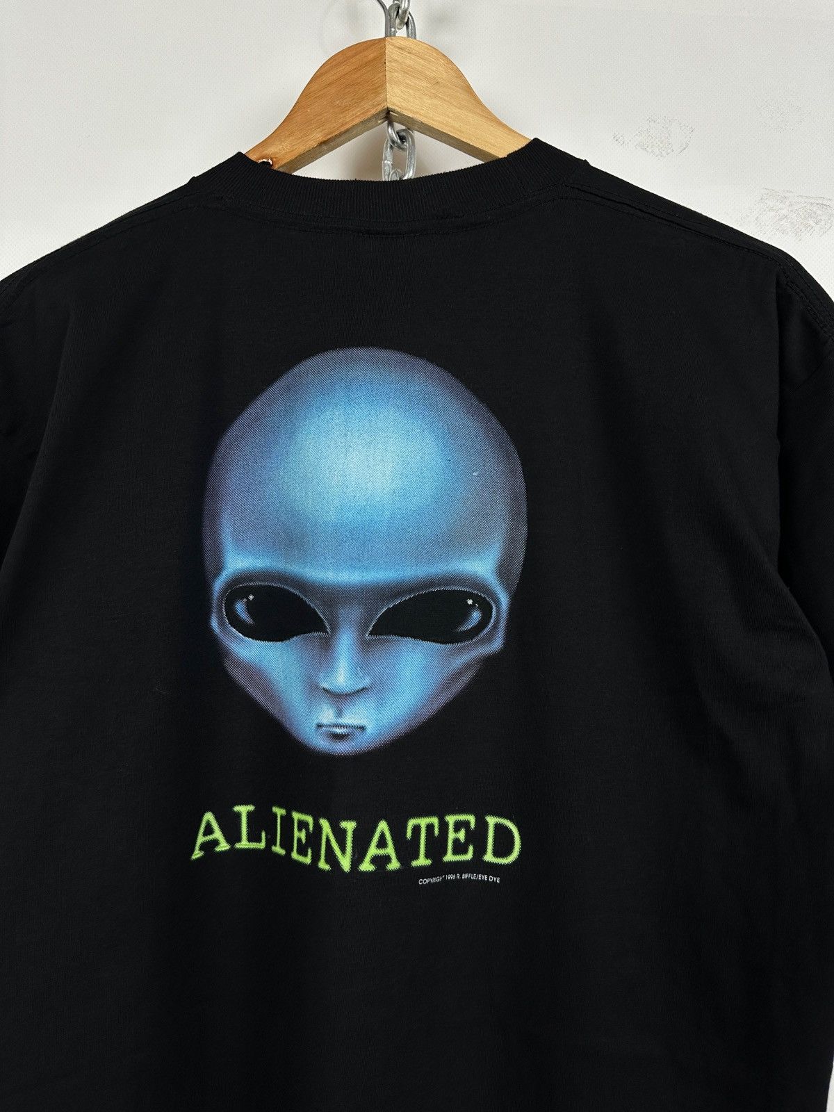 Alien Workshop 1996 Vintage Alien Workshop Alienated Single Stitch T-Shirt Size US L / EU 52-54 / 3 - 18 Thumbnail