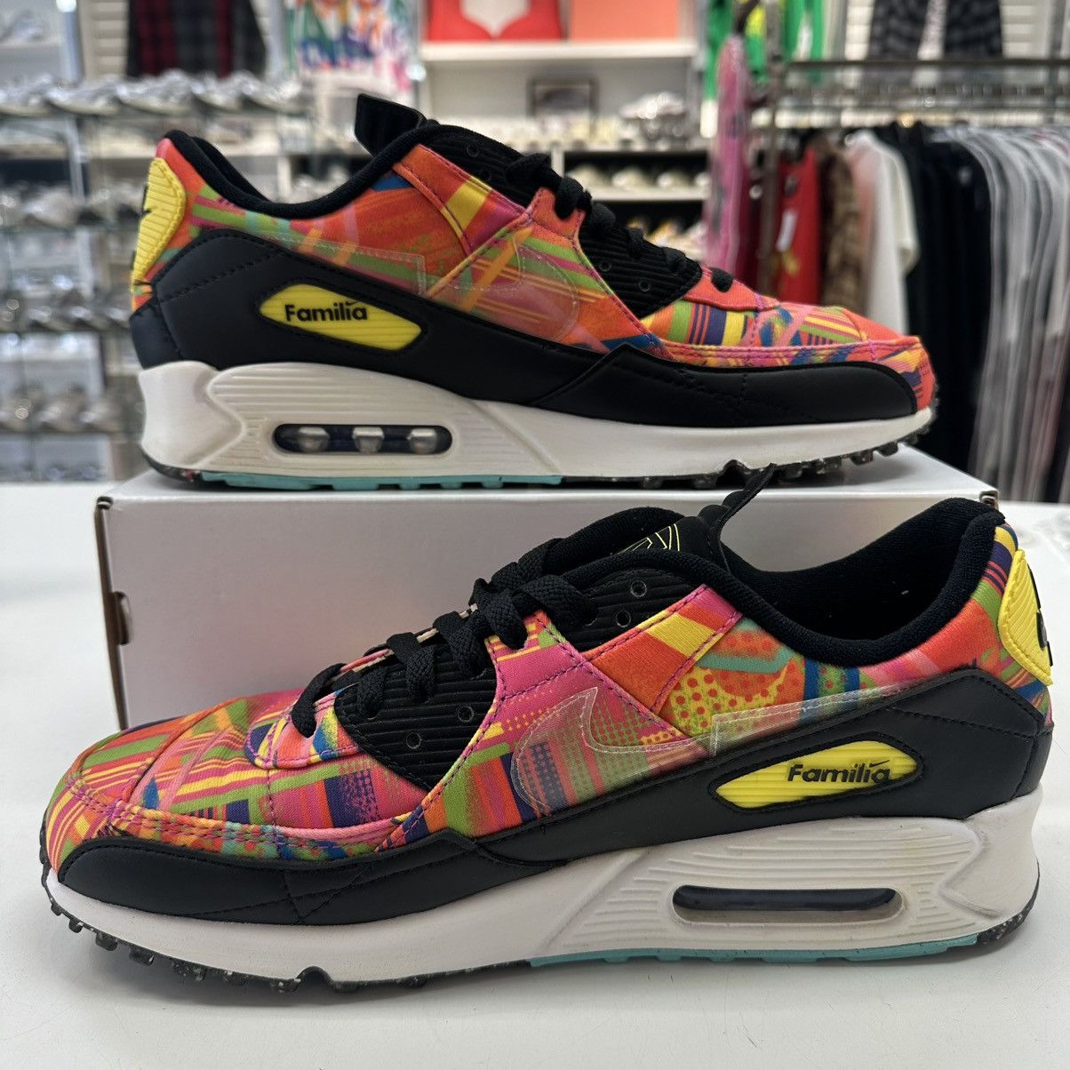 Nike Size 11.5 - Nike Air Max 90 Familia (DJ4703-900) Size US 11.5 / EU 44-45 - 2 Thumbnail