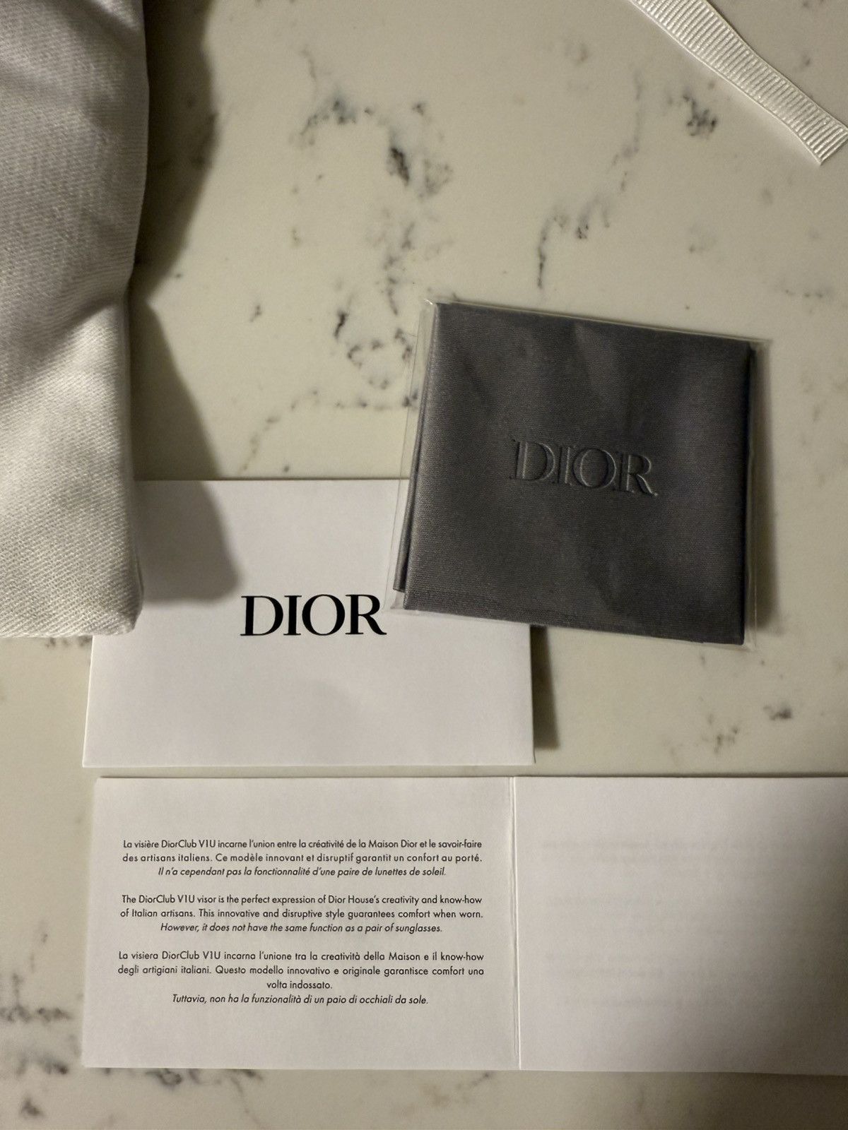Dior DIOR DiorClub V1U Visor Sunglasses Size ONE SIZE - 5 Thumbnail