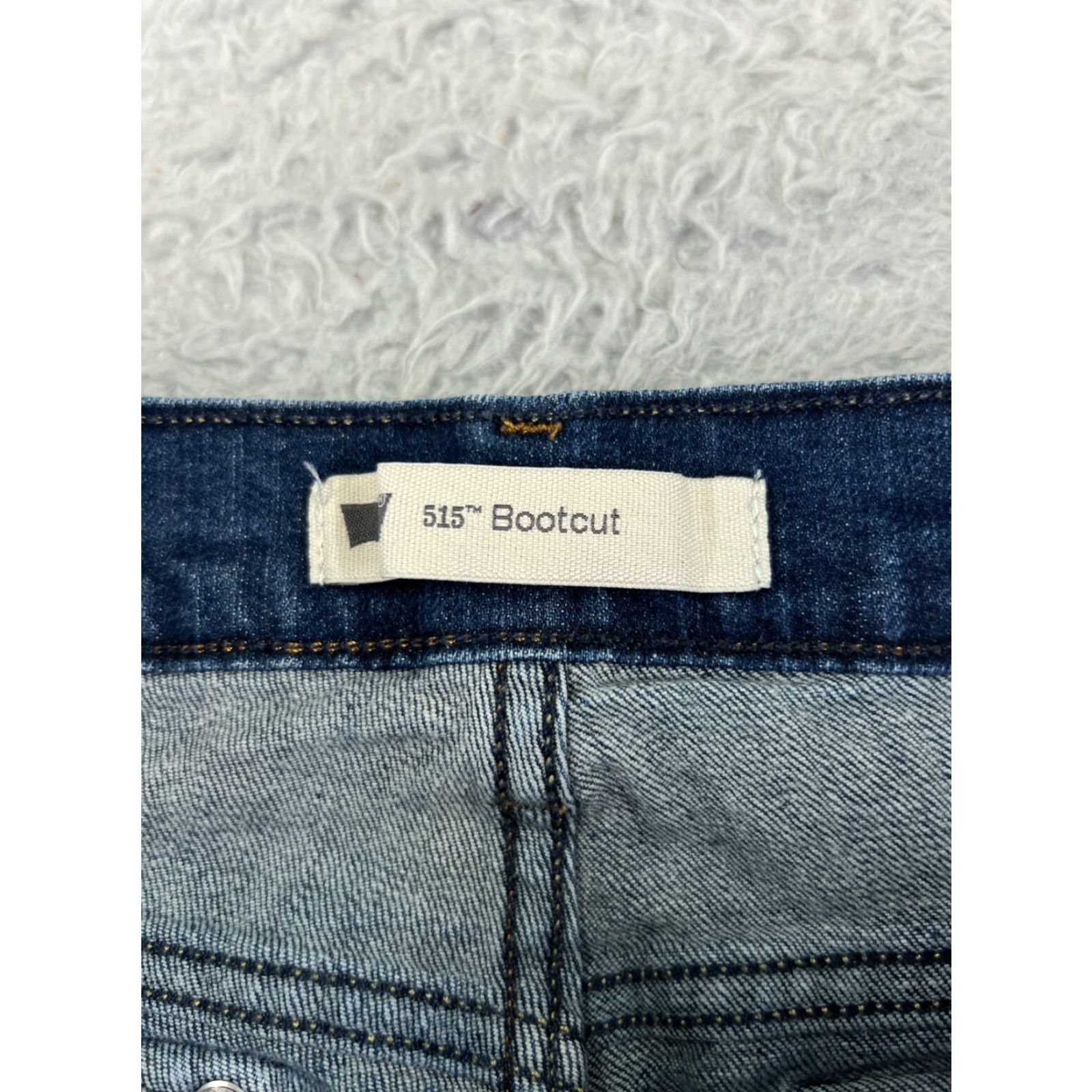 Levi's Levi's 500 Series Women's Bootcut Jeans Size 10 Mid Rise Light Wash Denim Cotton Blend Plus Size Size 32" / US 10 / IT 46 - 6 Thumbnail