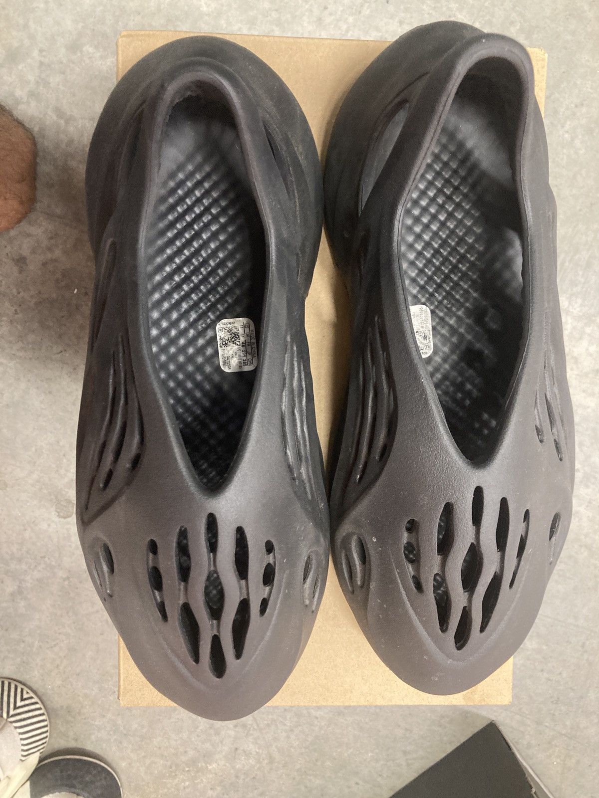 Adidas Adidas Yeezy Foam RNR Size US 11 / EU 44 - 5 Thumbnail