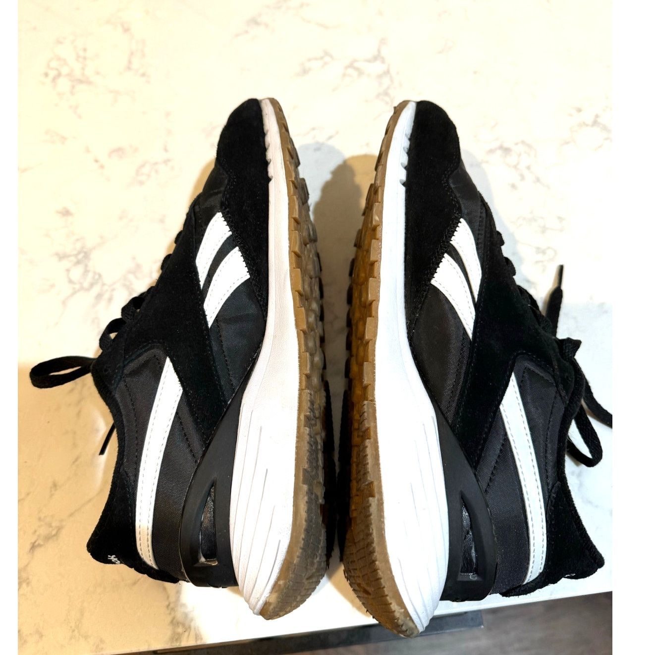 Reebok Reebok Rewind Run sneakers black white suede classic sz 9.5 Size US 9.5 / IT 39.5 - 6 Thumbnail