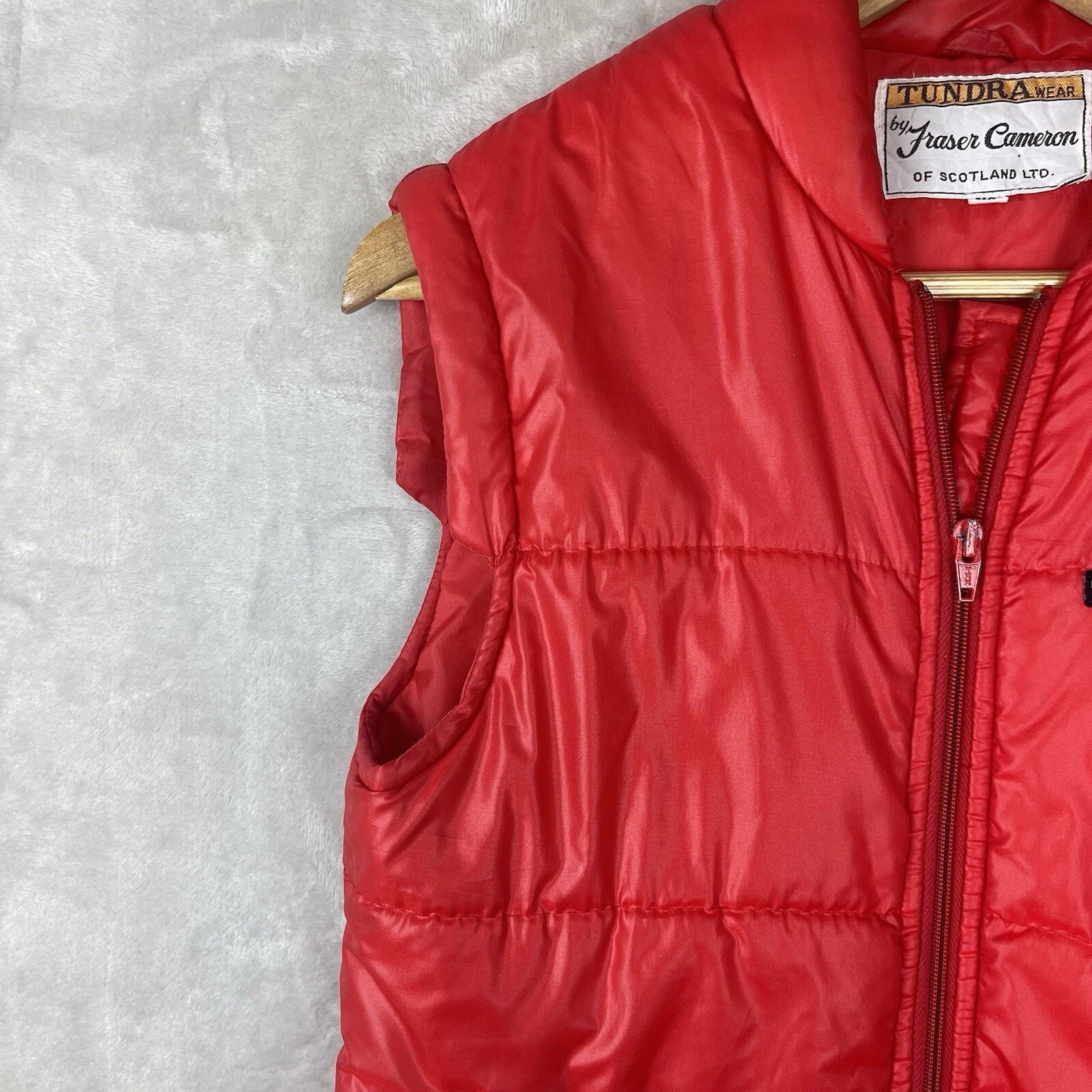 Other Vtg Fraser Cameron Of Scotland Tundrawear Red Puffer Vest Size XS / US 0-2 / IT 36-38 - 4 Thumbnail