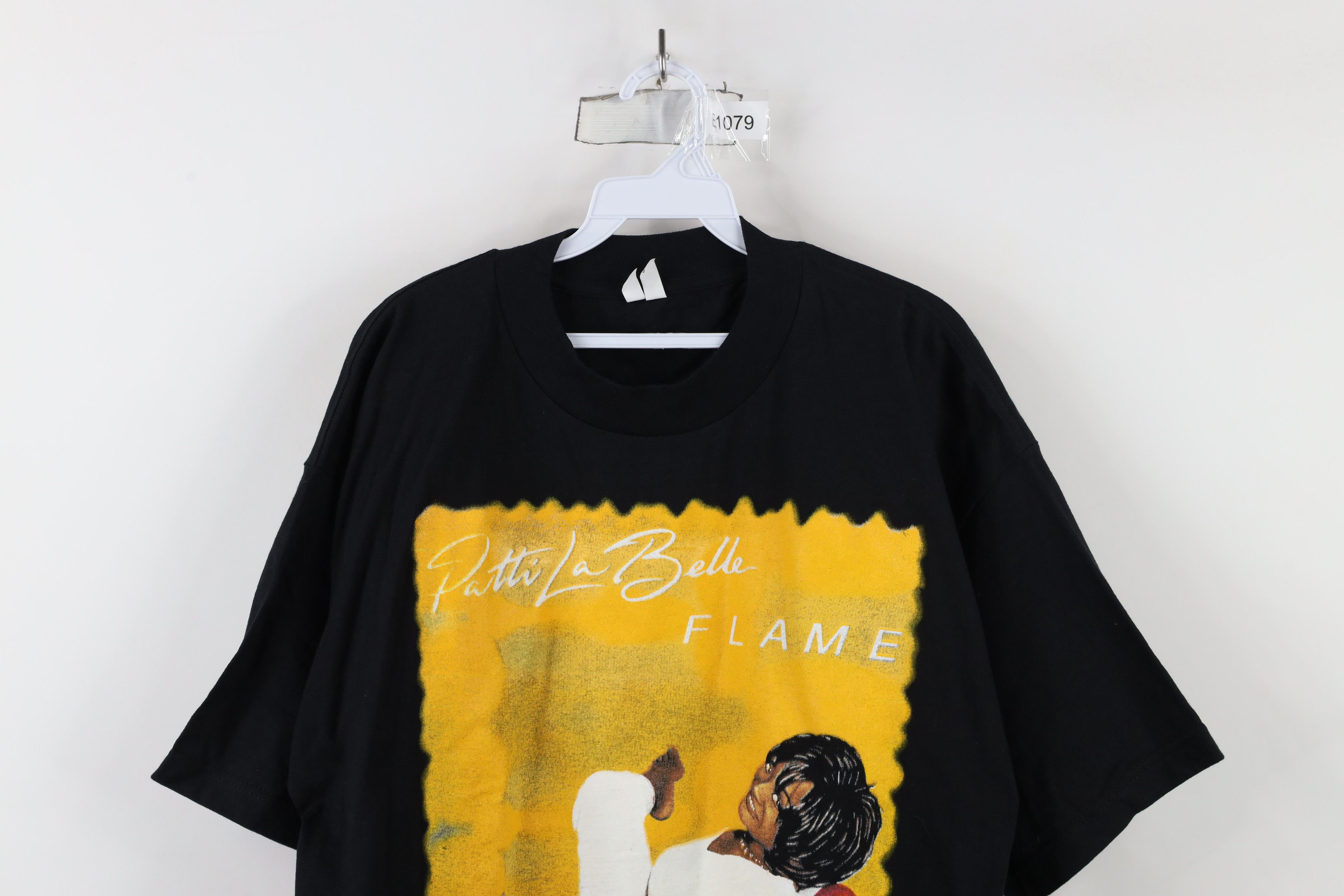 Vintage Vintage 90s Tour Patti La Belle Band T-Shirt Black Cotton Size US XL / EU 56 / 4 - 2 Thumbnail