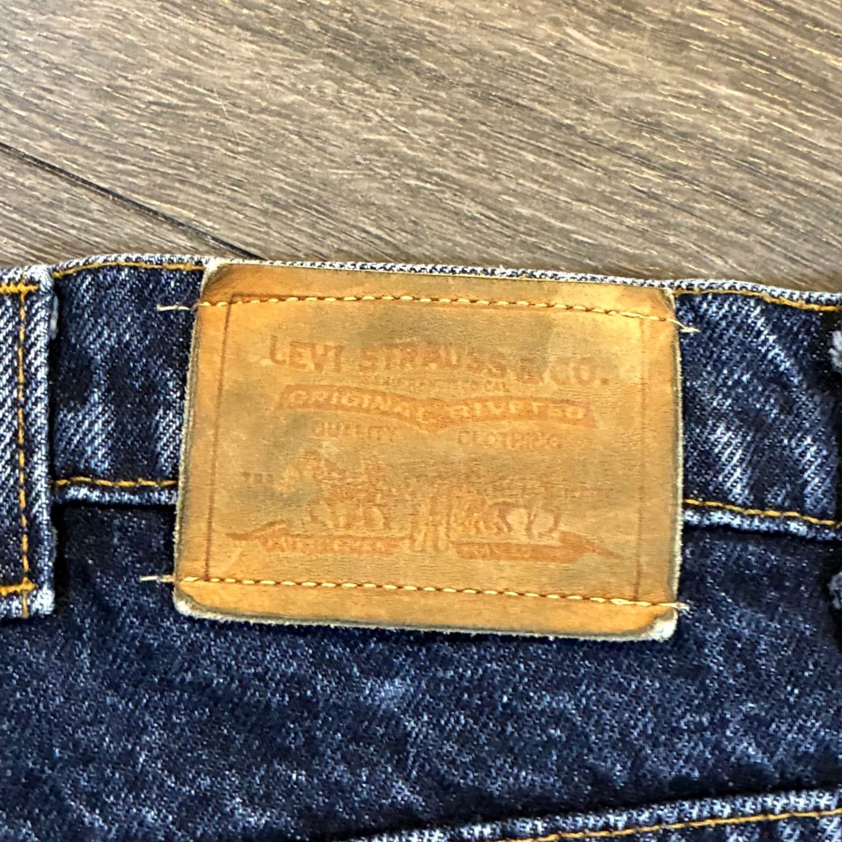 Levi's VINTAGE Levi's Jeans Men Two Horse Brand Dark Wash W50 Leather Tab 505 Classic Fit Denim Size US 34 / EU 50 - 5 Thumbnail