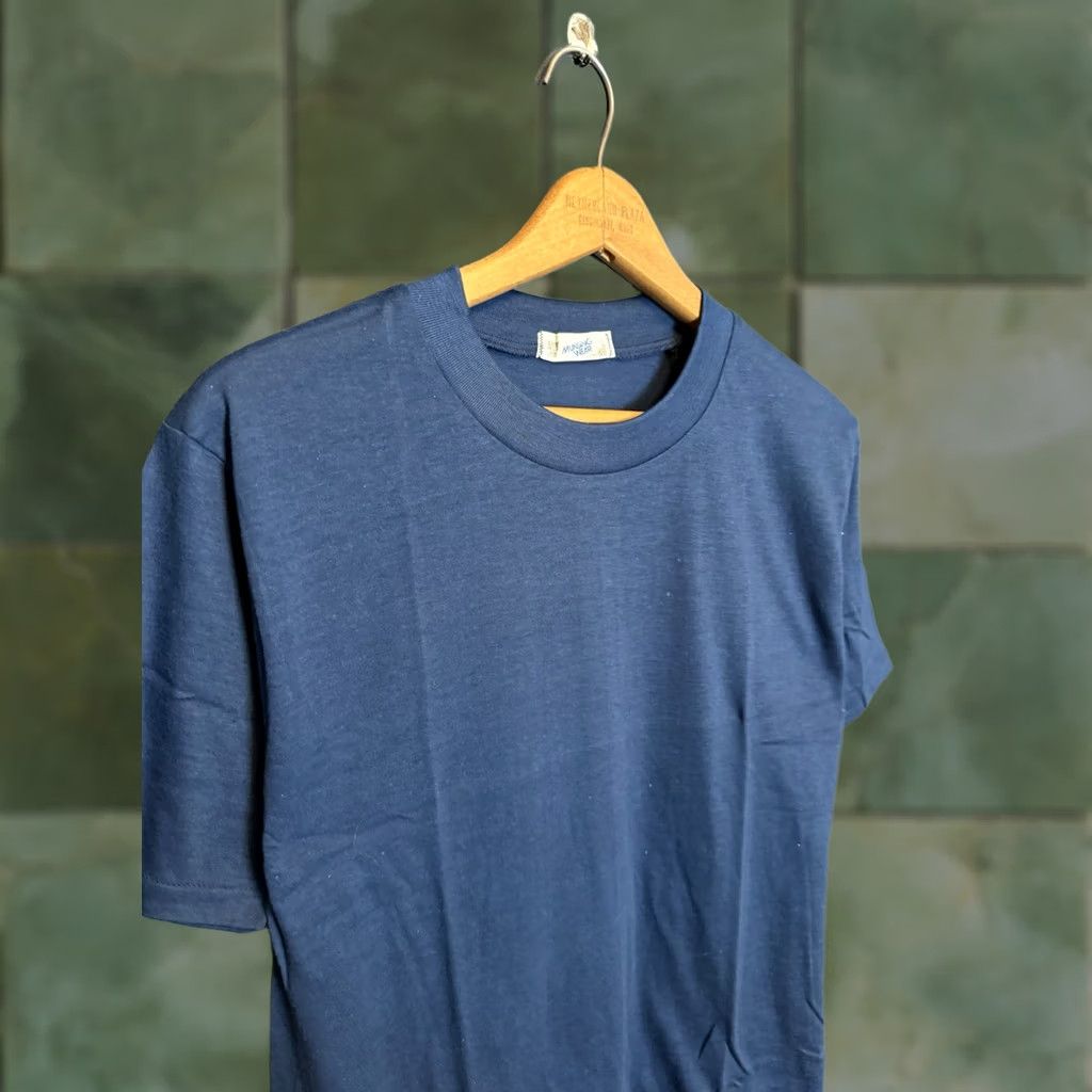 Vintage VINTAGE Munsingwear T-Shirt Shirt Blue Size US L / EU 52-54 / 3 - 1 Thumbnail
