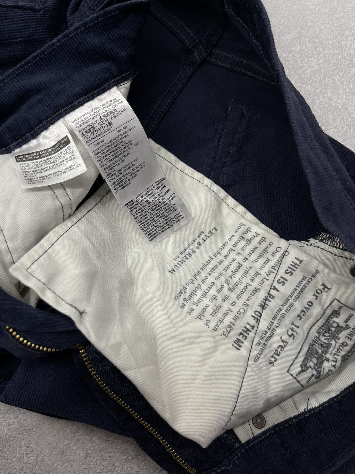 Levi's × Levi's Vintage Clothing × Vintage Mens Levis 514 Premium Velvet Pants Jeans Navy Corduroy Size US 34 / EU 50 - 10 Thumbnail