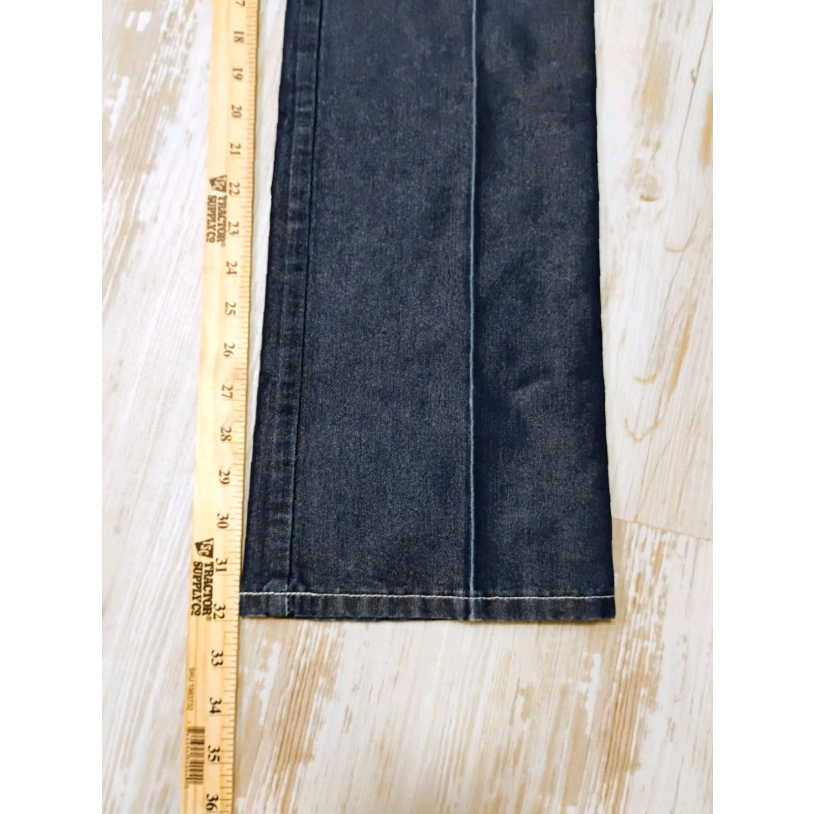 Vintage VINTAGE Rockies Jeans Western 25x32 Women Blue Denim Studded Shimmer Relaxed 90s? No, wait. Size 42" / US 20 - 7 Thumbnail
