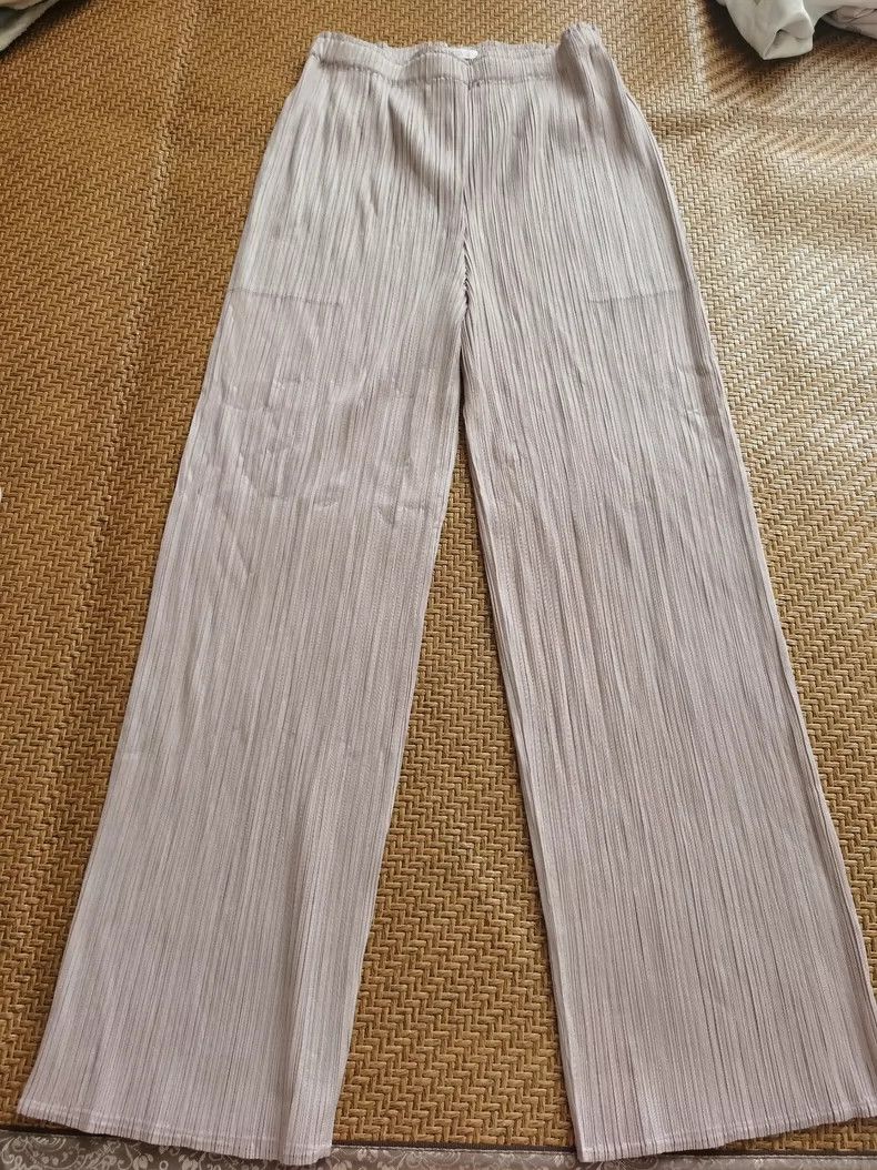 Issey Miyake Issey Miyake size:3 White pleated pants Size 42" / US 20 - 1 Thumbnail