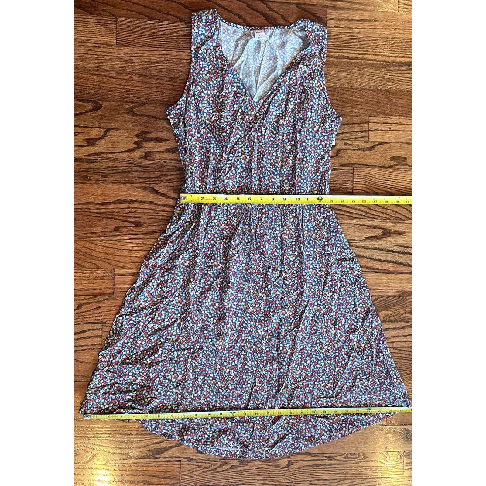 Old Navy VINTAGE Old Navy Women’s Dress Sleeveless Floral Pattern NWT Blue Wide Neck Knee Length Yarn Rayon Size S Summer Casual Mens? Size S / US 4 / IT 40 - 5 Thumbnail