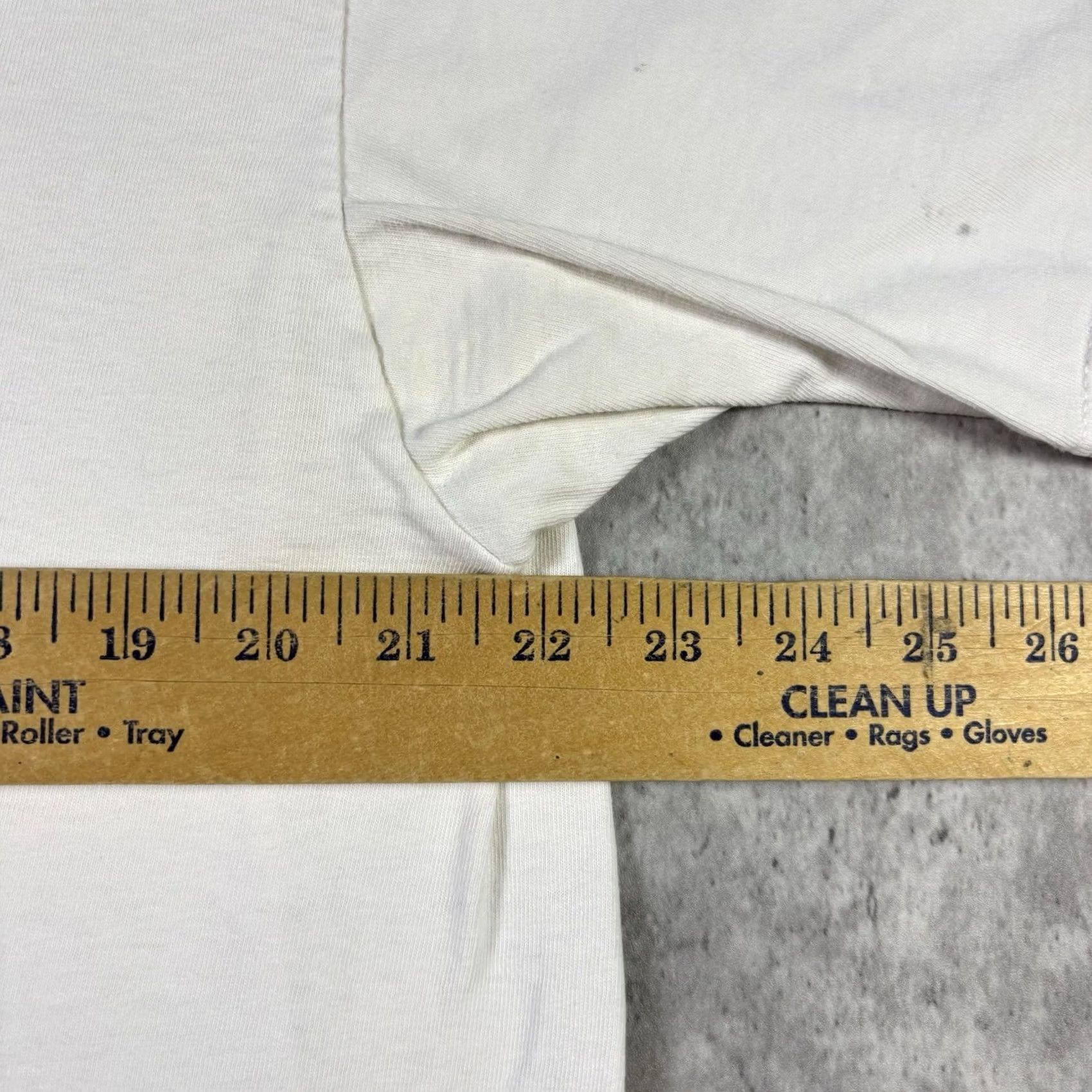 Timberland VINTAGE Timberland T Shirt Spell Out Logo Distressed Large 90s USA Mens White Cotton Crew Neck Short Sleeve Logo Button? Size US L / EU 52-54 / 3 - 3 Thumbnail