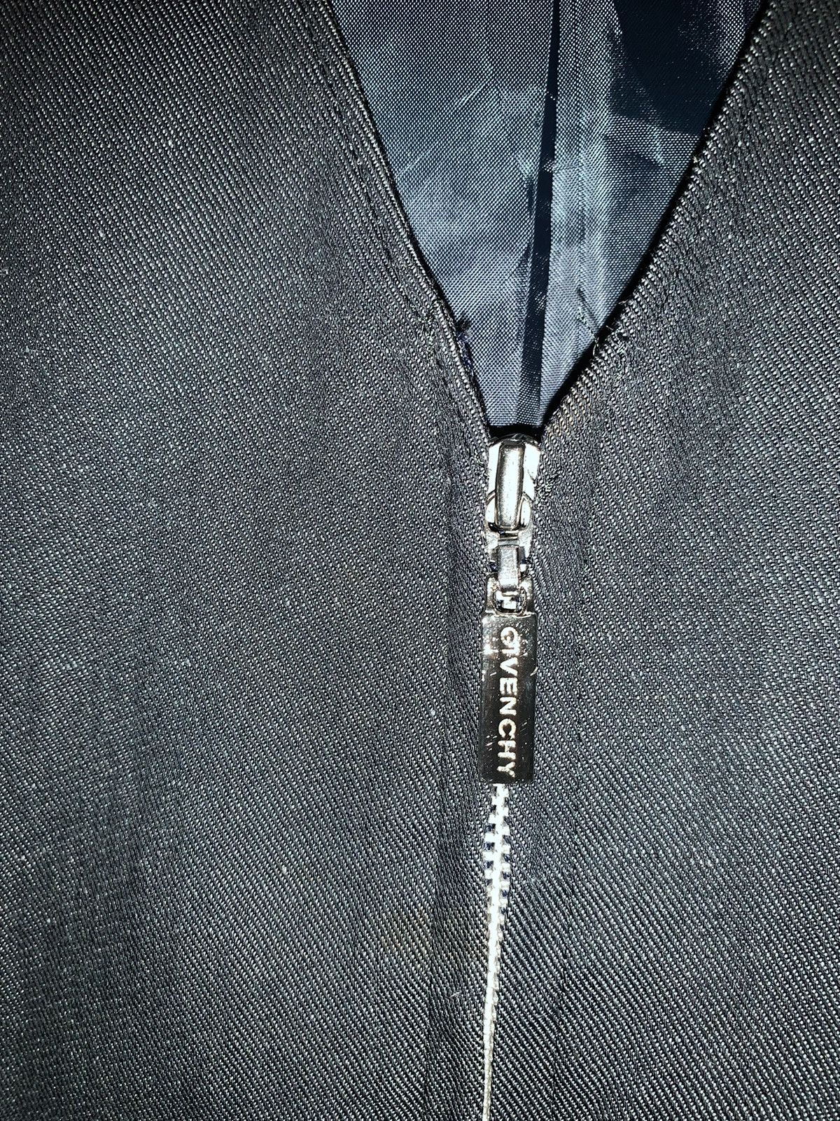 Designer Glamour By GIVENCHY vest Size US M / EU 48-50 / 2 - 5 Thumbnail
