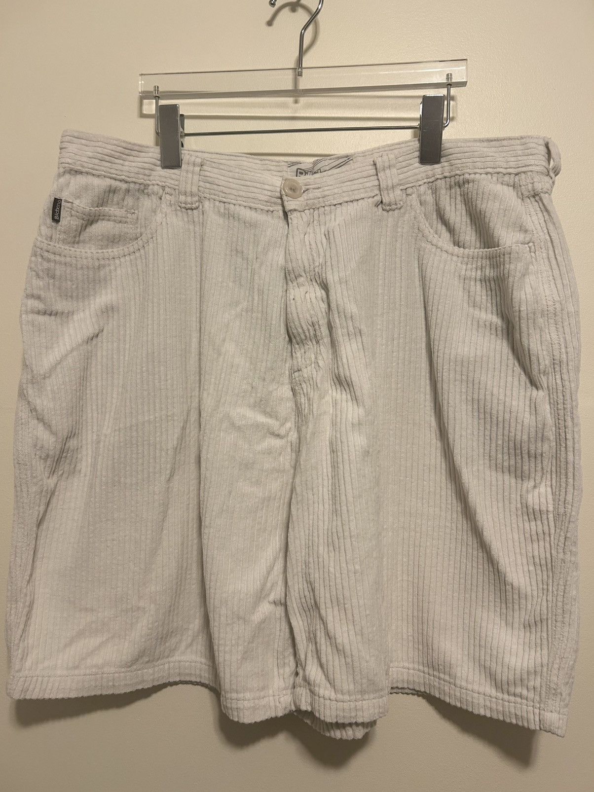 Billabong Y2K Vintage “Cream Corduroy” Billabong Shorts Size US 38 / EU 54 - 2 Thumbnail
