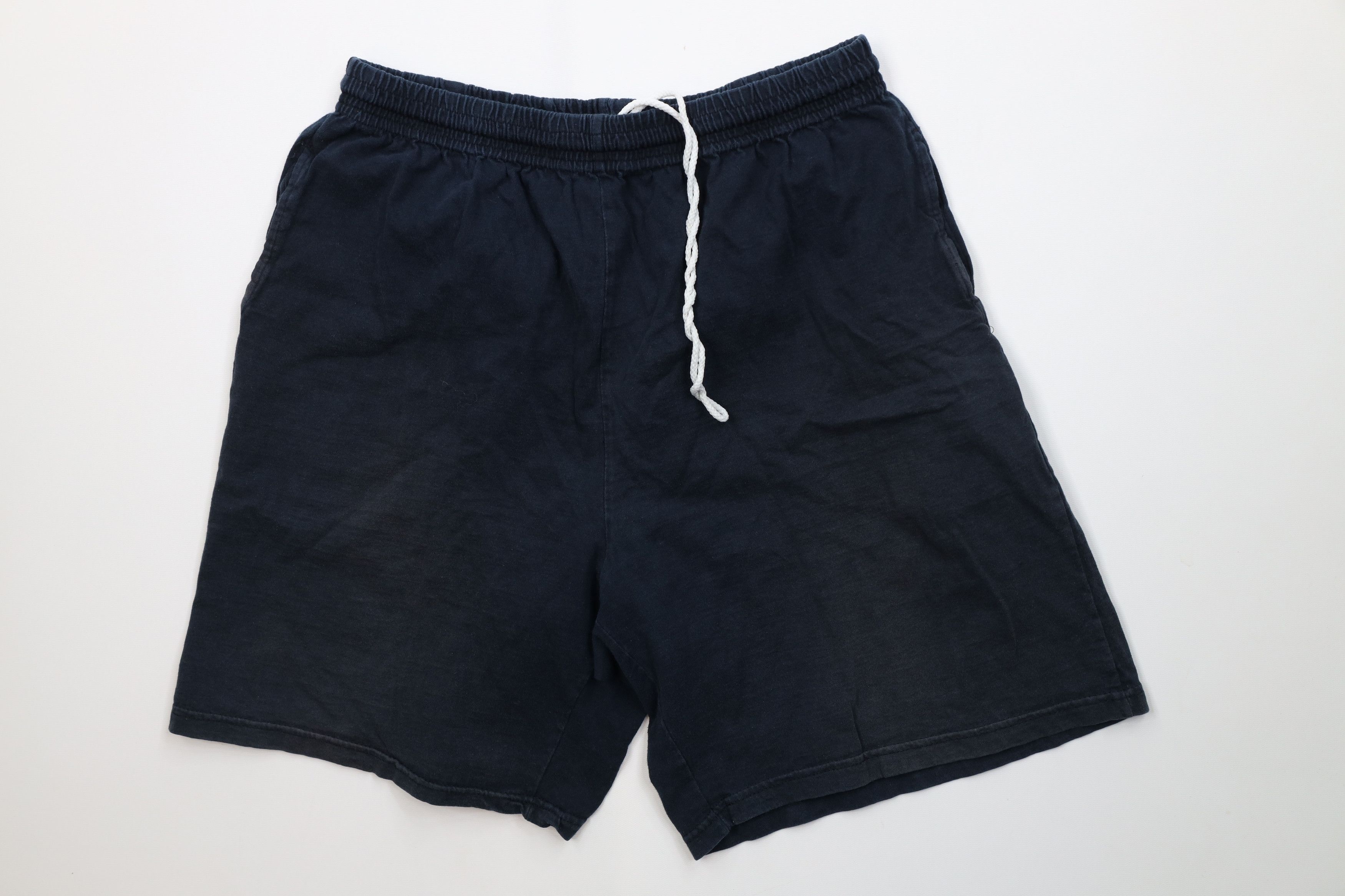 Vintage Vintage Y2K Streetwear Above Knee Cotton Dad Shorts Blue Size US 34 / EU 50 - 1 Thumbnail