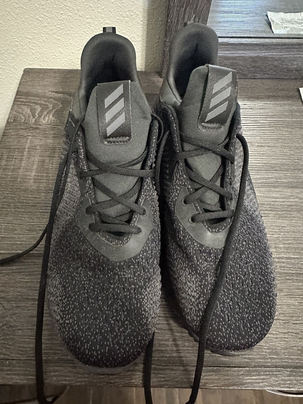 alphabounce all black