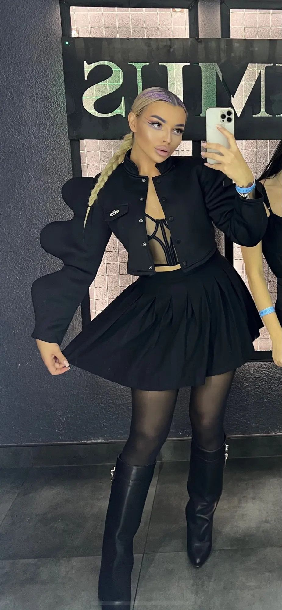 Crop Jaket Long Puff Sleeves Oversized