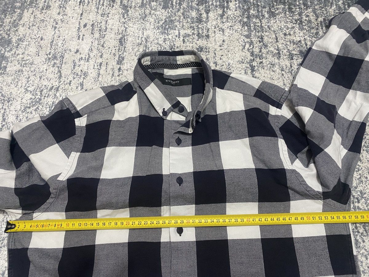 Givenchy Vintage luxury givenchy flanel shirt button up Size US L / EU 52-54 / 3 - 10 Thumbnail