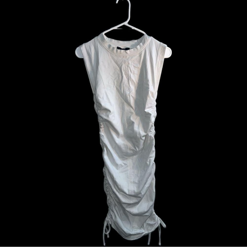 Forever 21 White dress Size M / US 6-8 / IT 42-44 - 1 Thumbnail