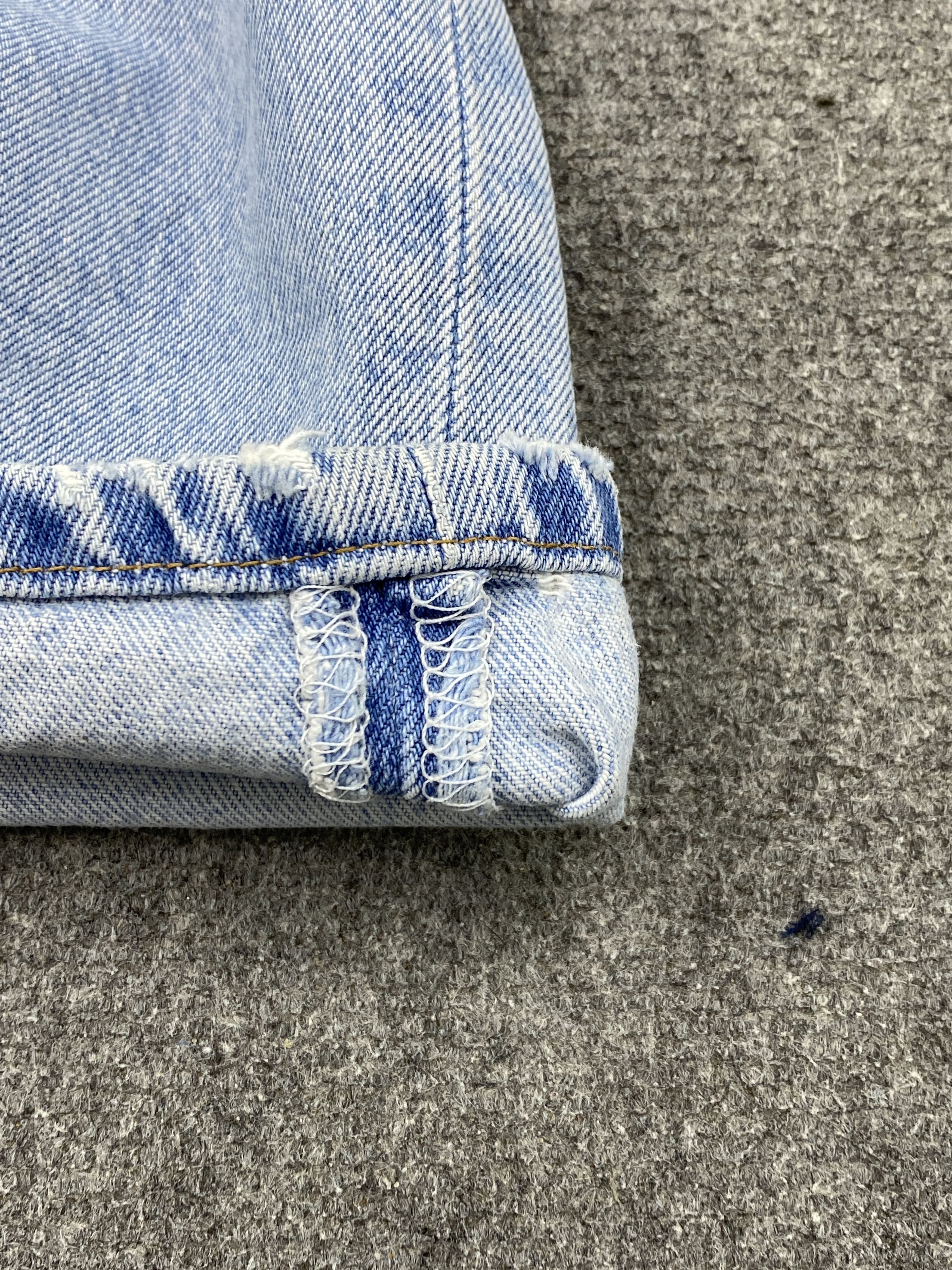 Levi's 90s Vintage Levis 501 Light WashnJeans DP2839 Size US 32 / EU 48 - 14 Thumbnail