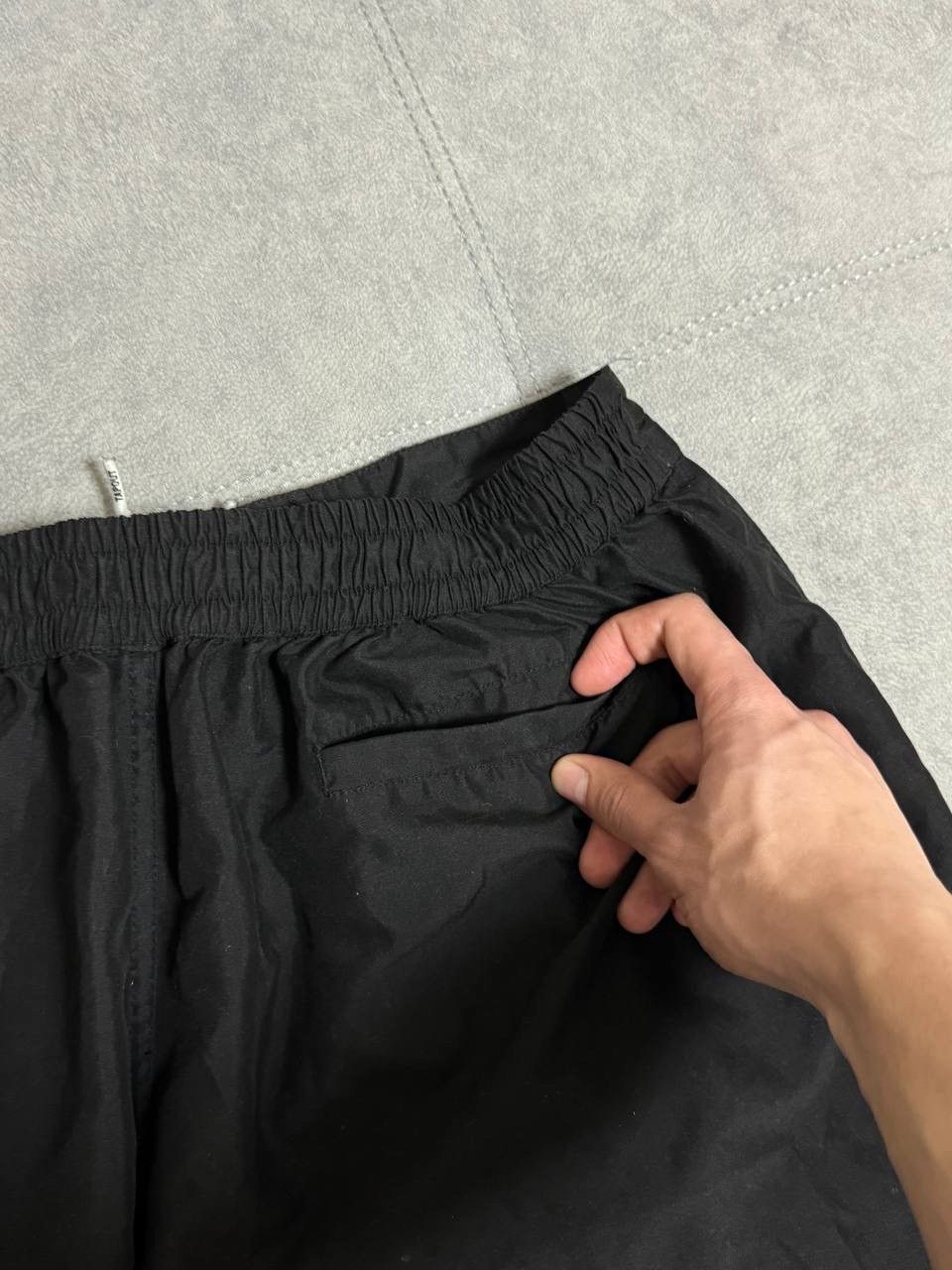 Tapout Vintage Tapout big logo nylon black shorts Size L Size US 34 / EU 50 - 12 Thumbnail