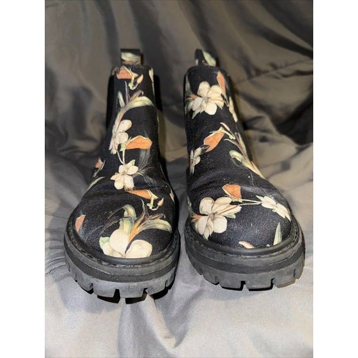 Other Aerosoles Insecta Platform Boot Women's Size US 6 M Floral S Size US 6 / IT 36 - 3 Thumbnail