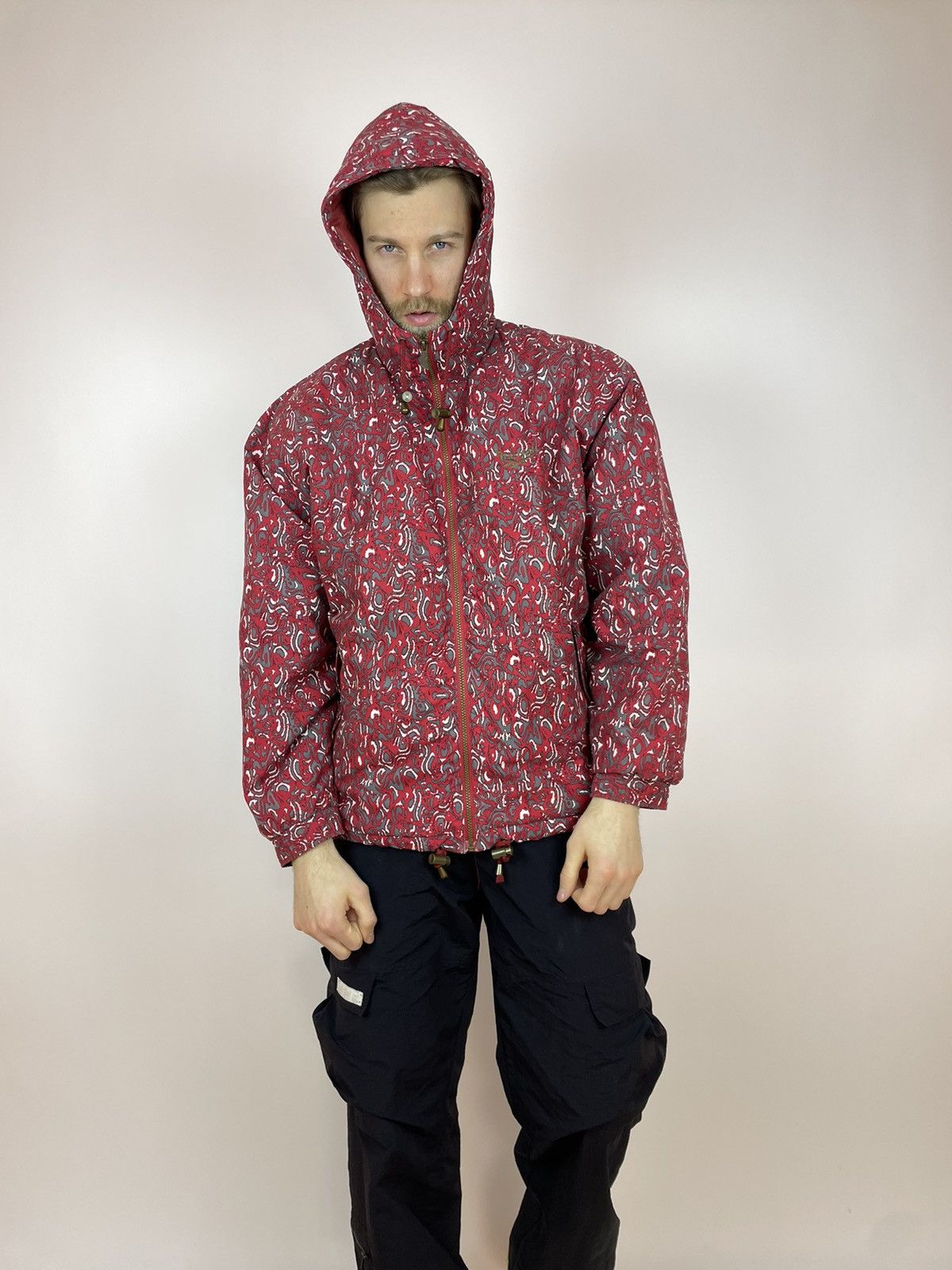 Reebok × Vintage REEBOK Vintage Multicolour Pattern Hooded jacket size L 90s Size US L / EU 52-54 / 3 - 2 Thumbnail