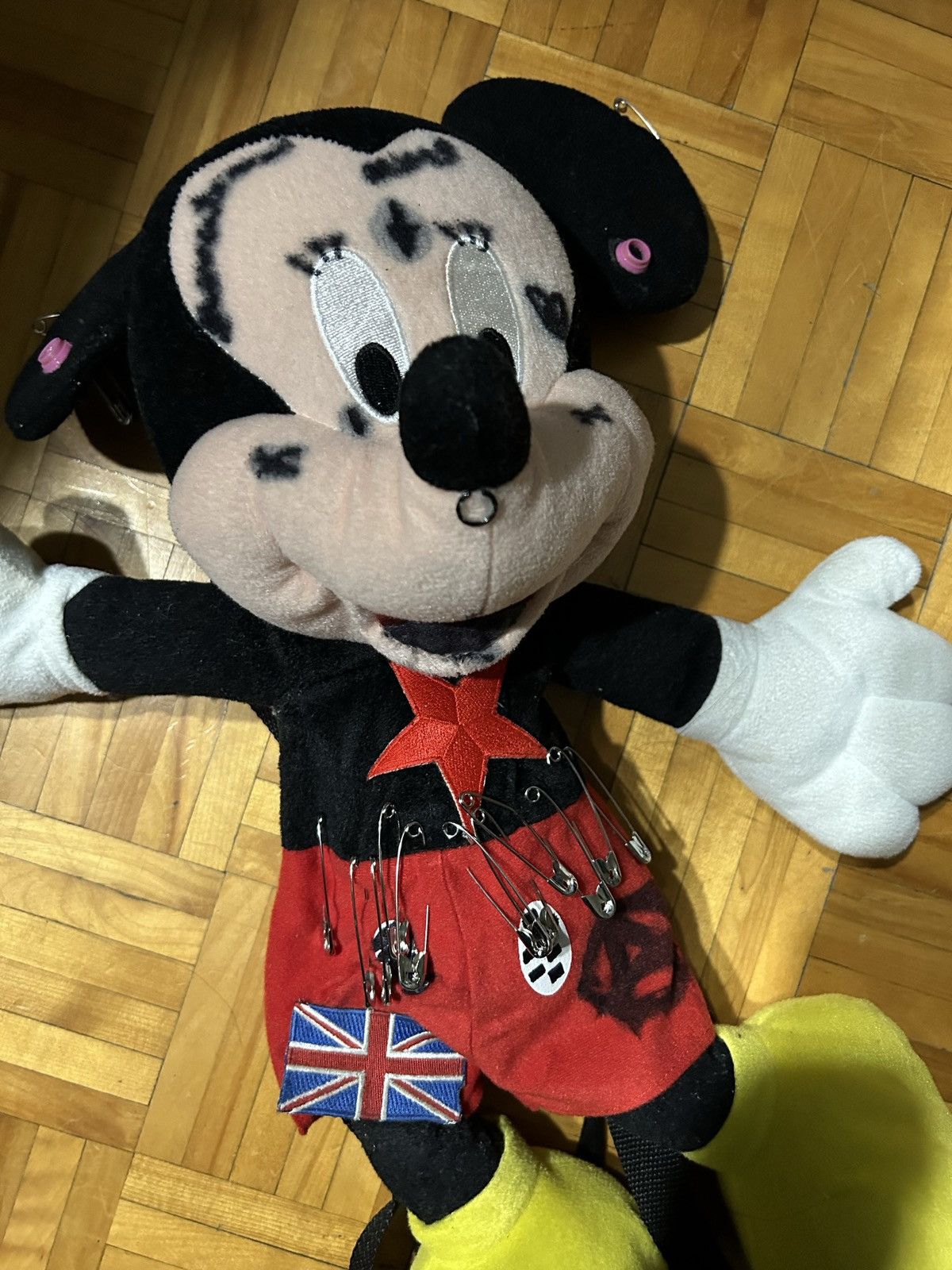 Disney × Vintage Mickey Mouse custom punk plush backpack Size ONE SIZE - 2 Thumbnail