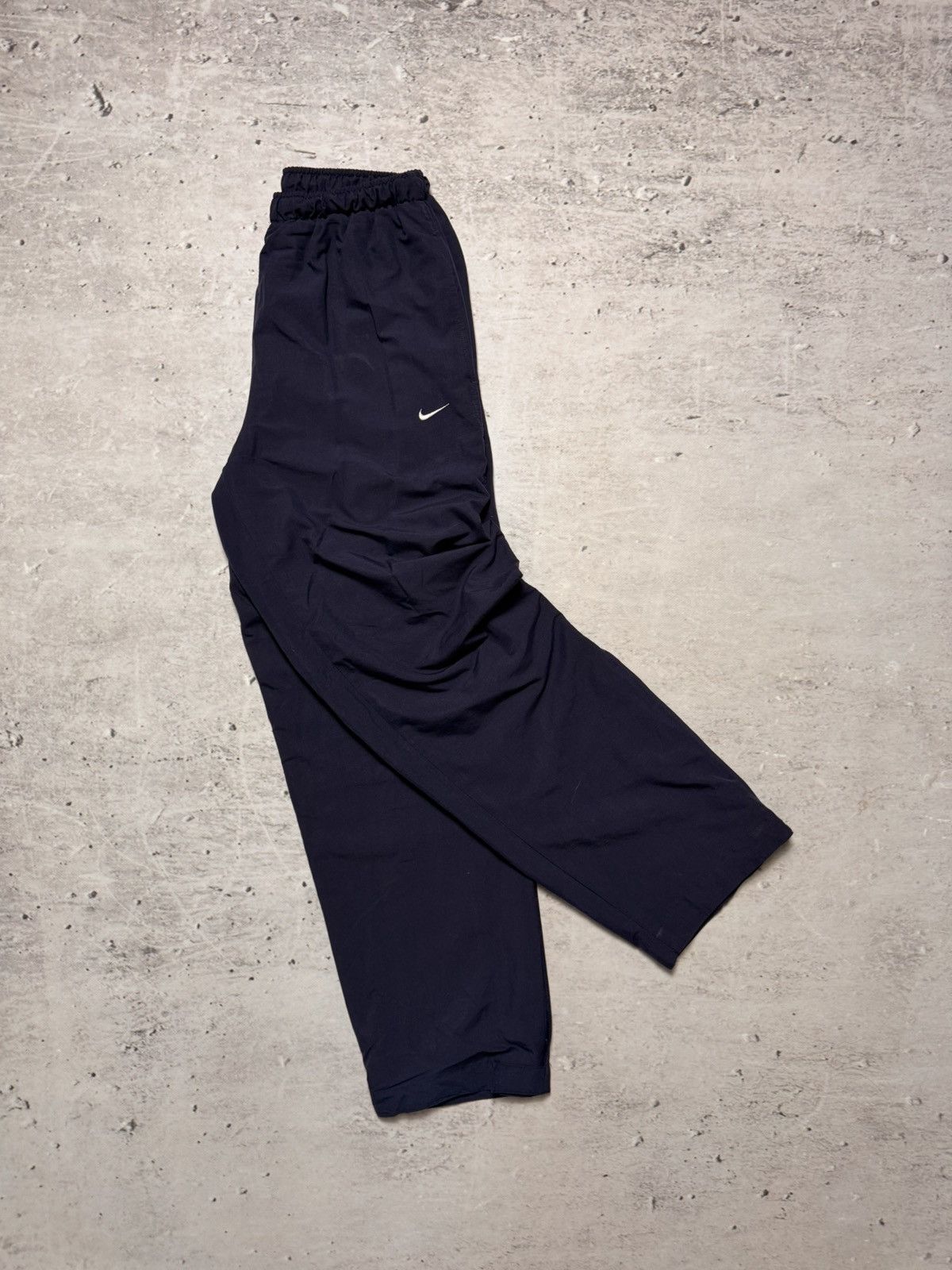 Nike × Vintage NIKE VINTAGE BASIC LOGO OVERSIZE BAGGY PANTS Size US 34 / EU 50 - 2 Thumbnail