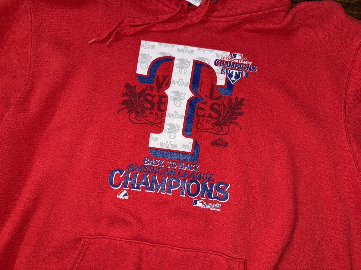 MLB × Majestic Texas Rangers Majestic 2011 Postseason Red Hoodie Sz XL Size US XL / EU 56 / 4 - 2 Thumbnail