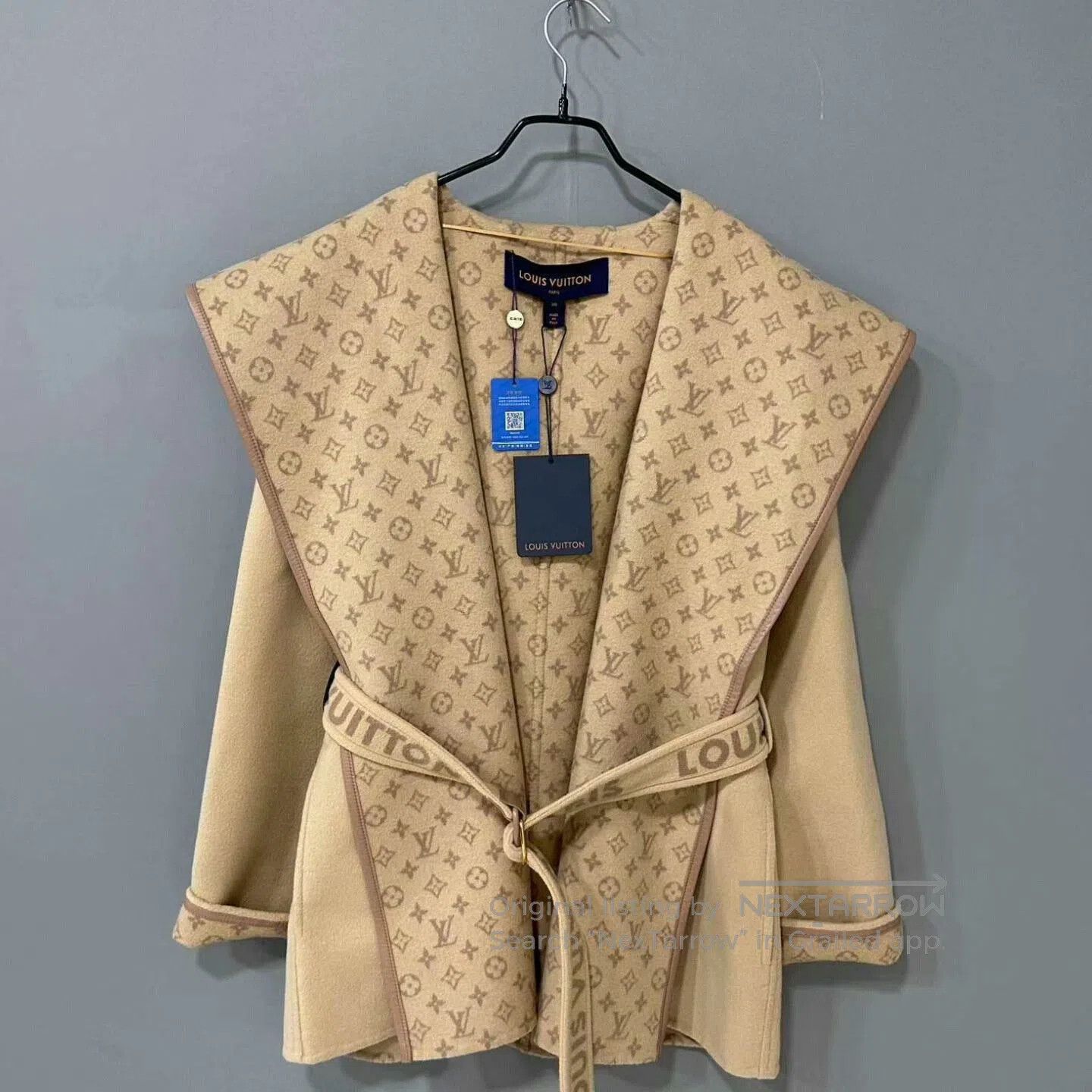 Louis Vuitton louis vuitton patterned bathrobe coat. Size M / US 6-8 / IT 42-44 - 1 Thumbnail