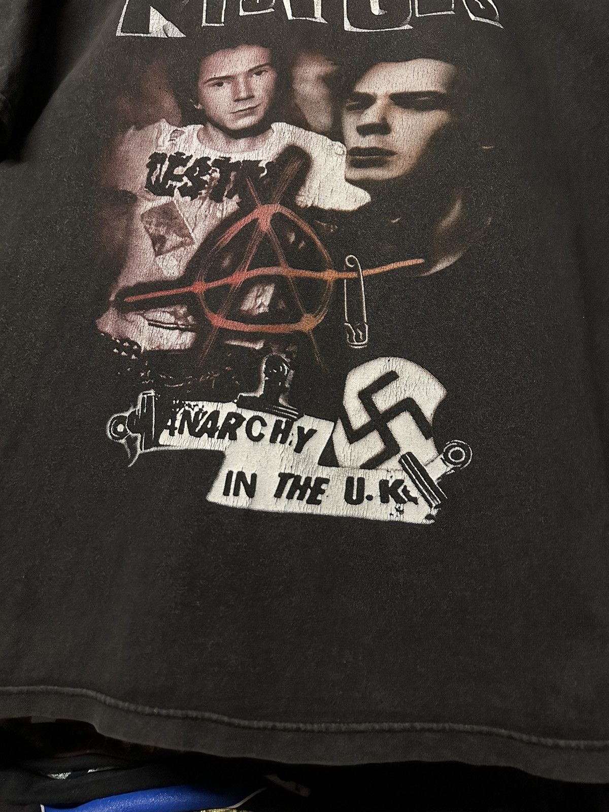 Band Tees Vintage Sex Pistols Punk Not Dead Sun Faded Tee Size US XL / EU 56 / 4 - 4 Thumbnail