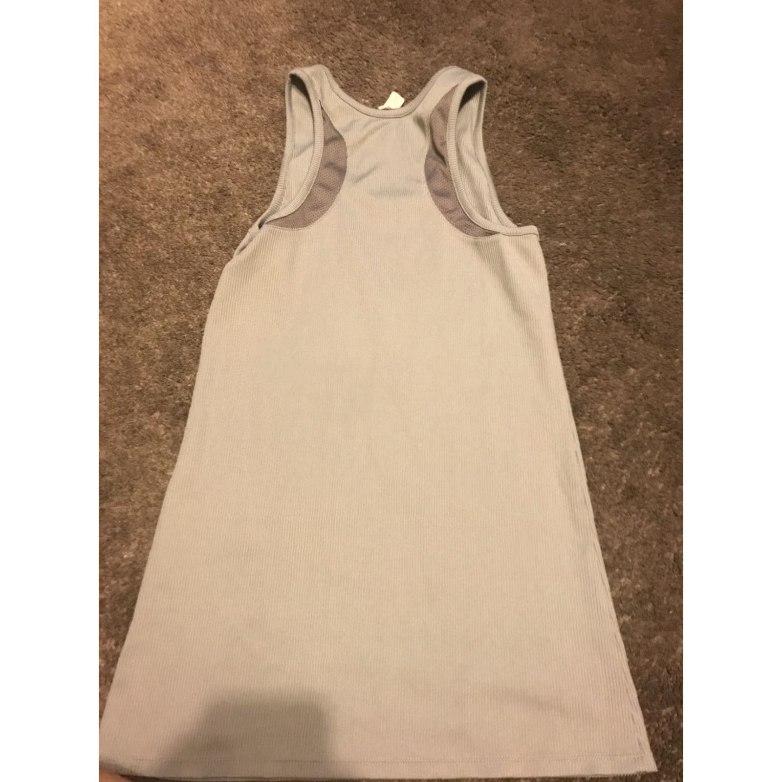 Under Armour Under Armour HeatGear Womens Racerback Tank Top S Gray Stripe Athletic Pullover Lightweight Stretch Size S / US 4 / IT 40 - 2 Thumbnail