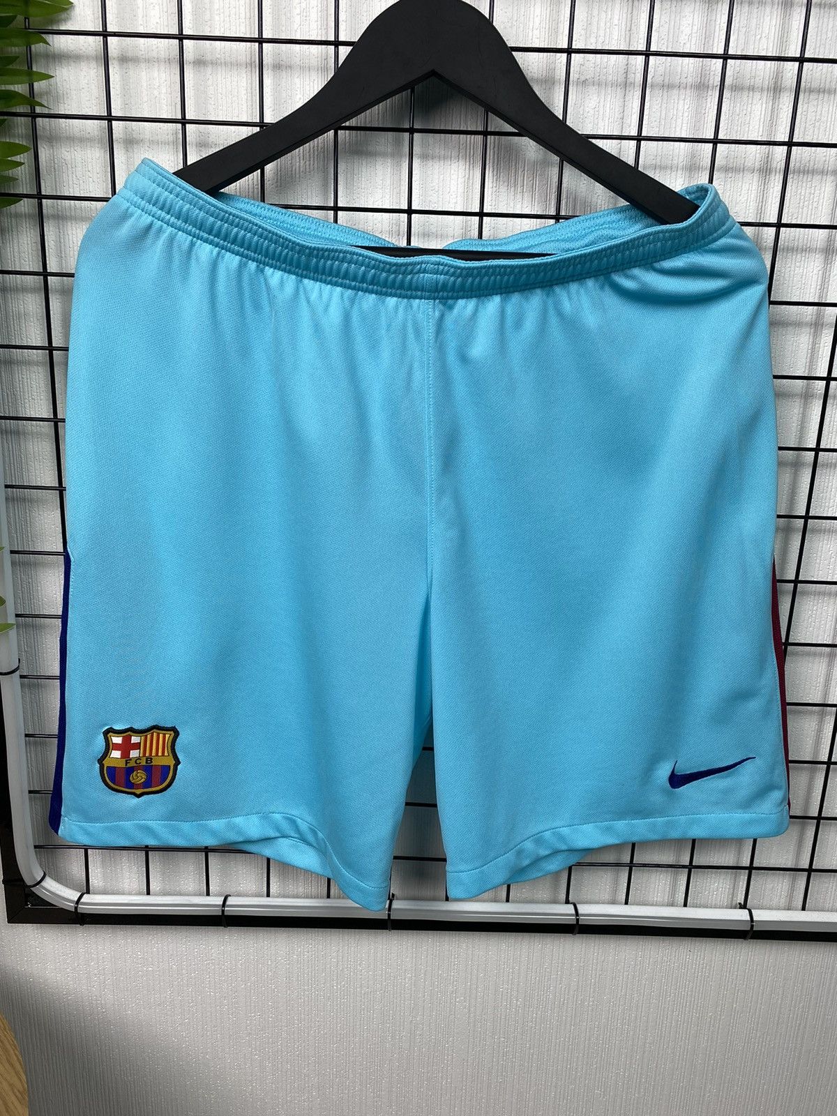 Nike Nike FC Barcelona Shorts L DRI-FIT Football Blue Soccer Men Size US 34 / EU 50 - 1 Thumbnail