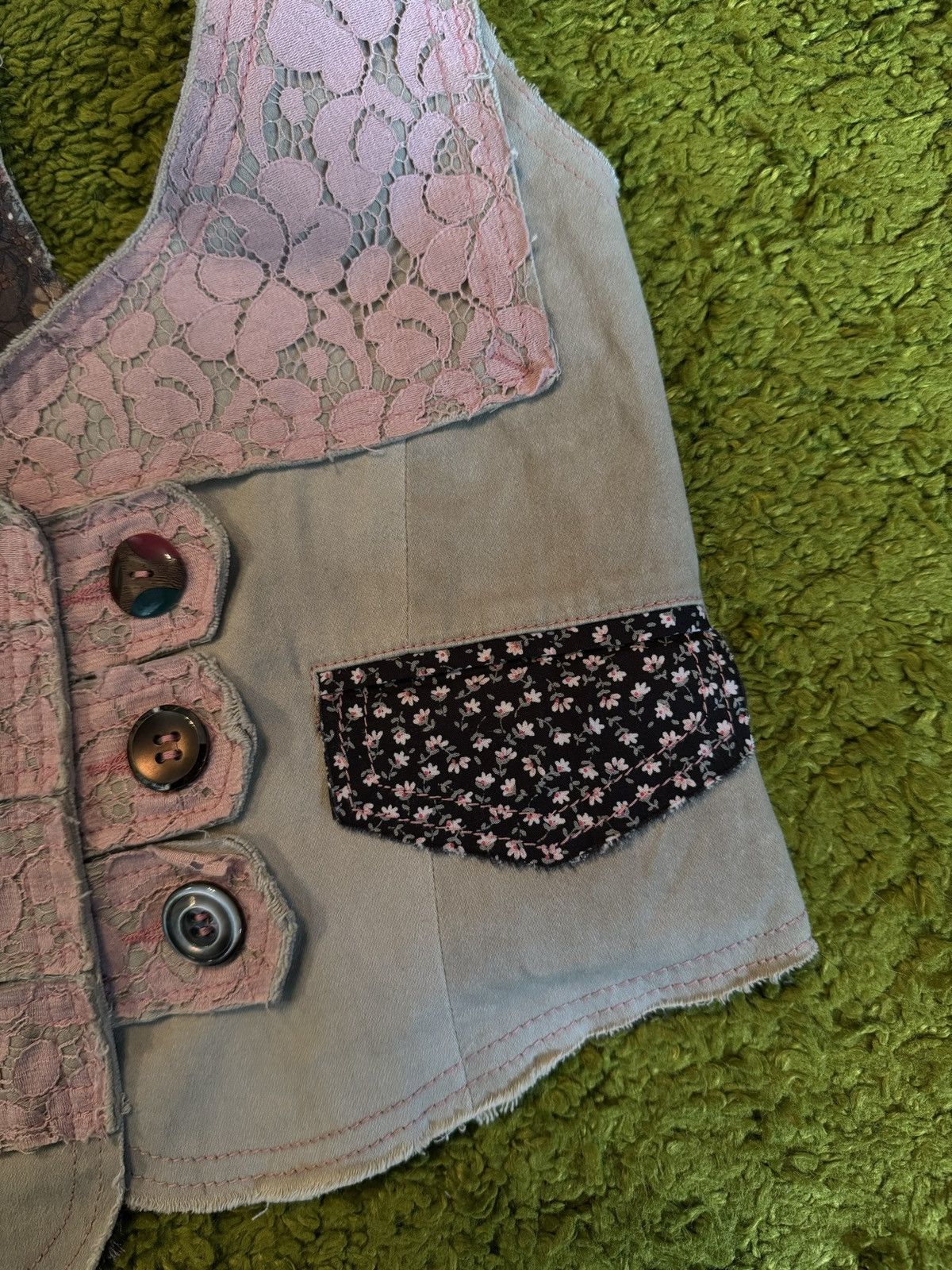 Custo Barcelona × Hysteric Glamour × Vintage Custo Barcelona 2000s vintage floral vest gilet Y2K Size S / US 4 / IT 40 - 4 Thumbnail