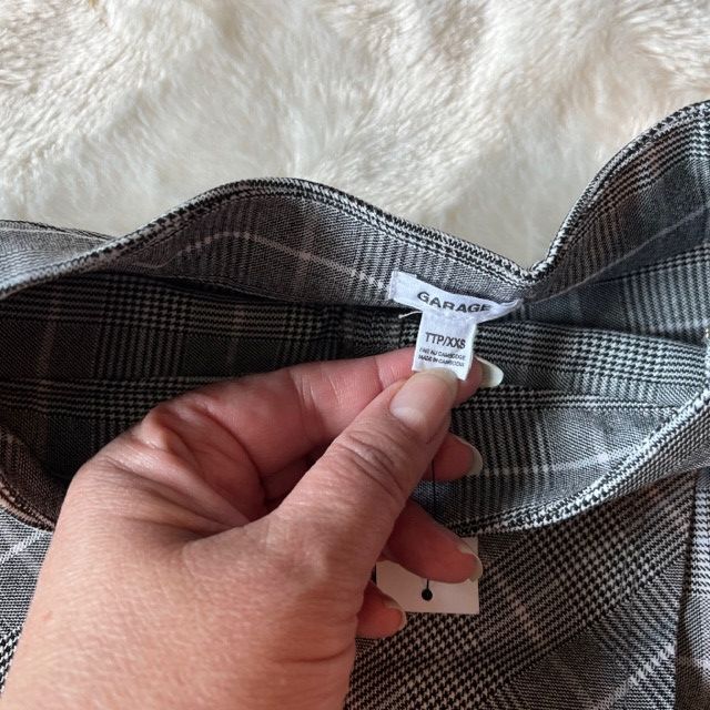 Garage Garage Grey Iris Plaid Skort Ladies Junior Size XXS NWT Size 24" / US 00 / IT 34 - 4 Thumbnail