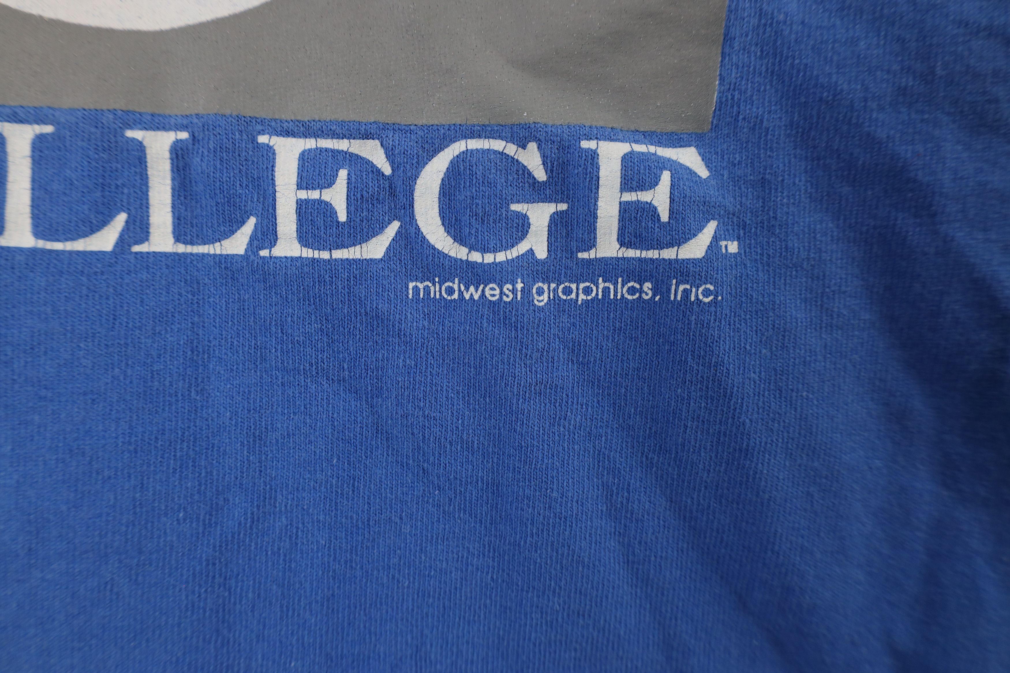 Vintage Vintage 90s Spell Out Spelman College T-Shirt USA Size US XXL / EU 58 / 5 - 7 Thumbnail