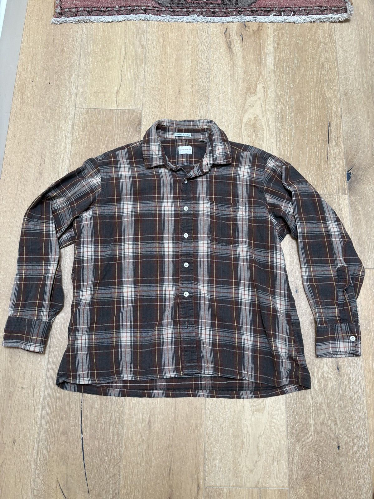 Saks Fifth Avenue Saks Fifth Avenue Vintage Flannel Size US XL / EU 56 / 4 - 1 Thumbnail