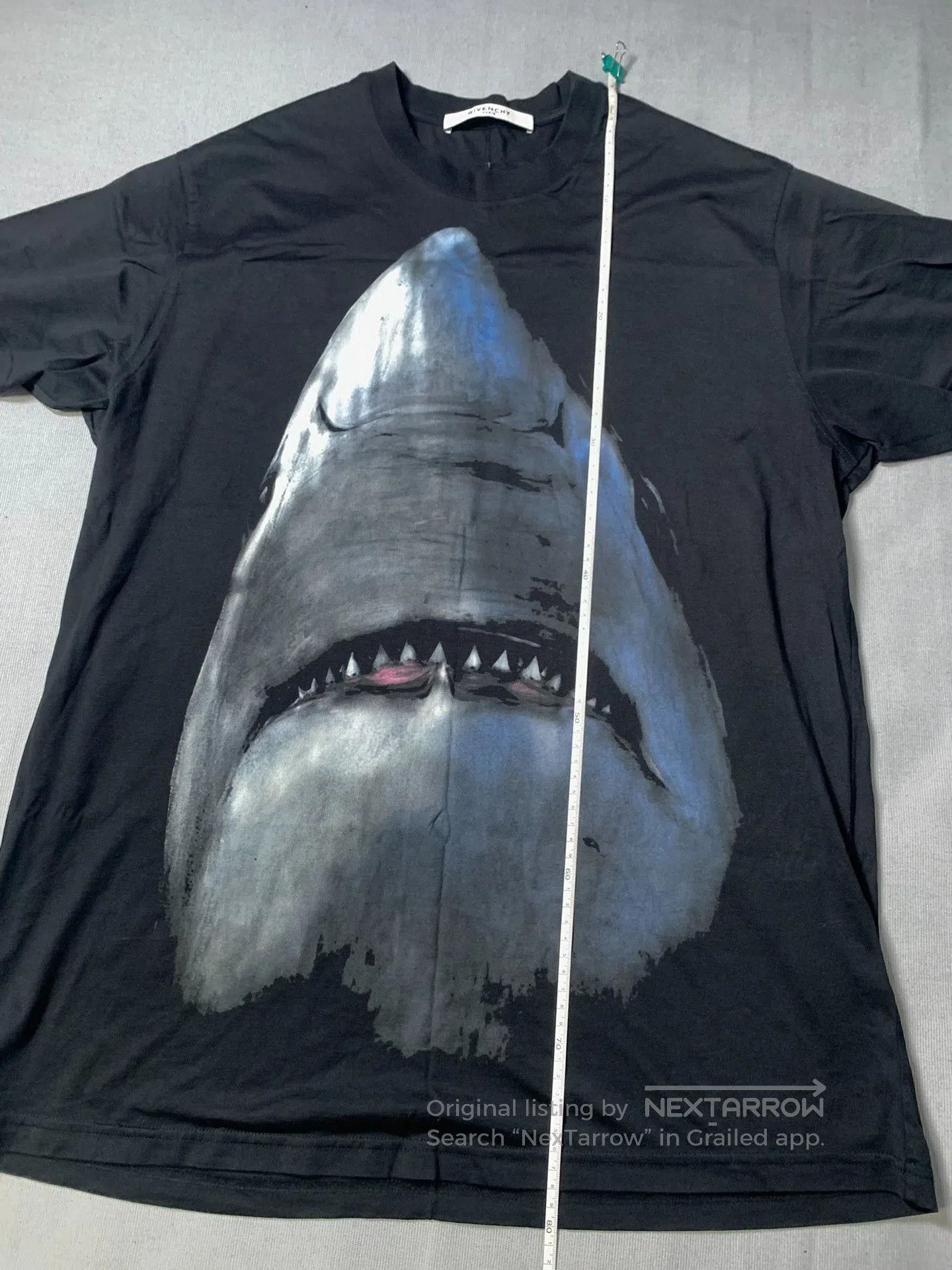 Givenchy Givenchy Shark Print Short Sleeve T. Size US S / EU 44-46 / 1 - 8 Thumbnail