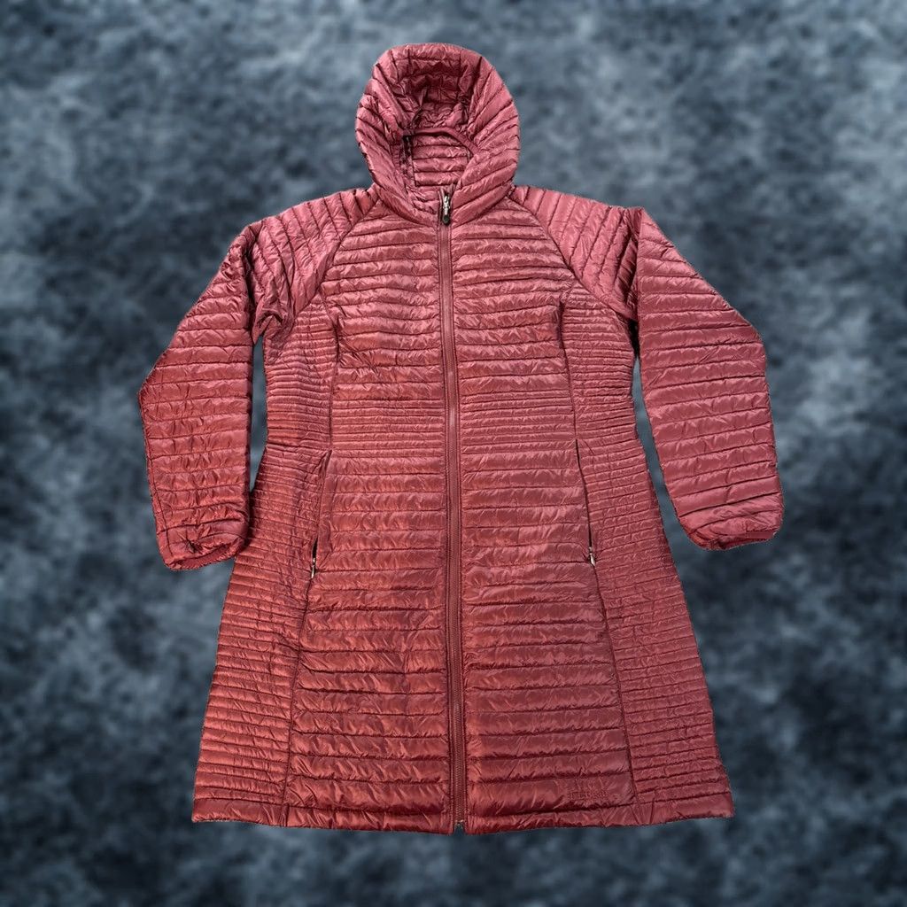 Vintage L.L. Bean Down Jacket Parka Hooded Women Large Red Plum Ultralight 850 Pertex Nylon Long Sleeve Zip Size L / US 10 / IT 46 - 1 Thumbnail