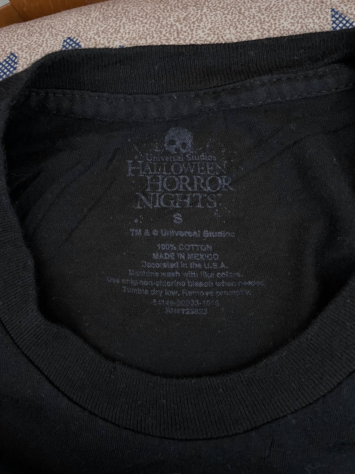 Expert Horror UNIVERSAL STUDIOS HALLOWEEN HORROR NIGHTS 2018 Size US S / EU 44-46 / 1 - 6 Thumbnail