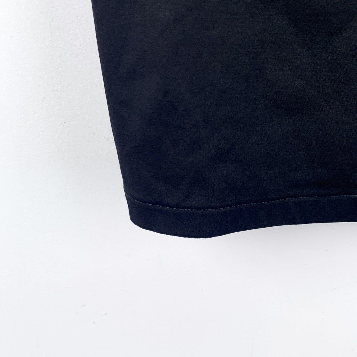 Chanel Chanel Black Circle Cutout Cotton T-Shirt Size XS / US 0-2 / IT 36-38 - 5 Thumbnail
