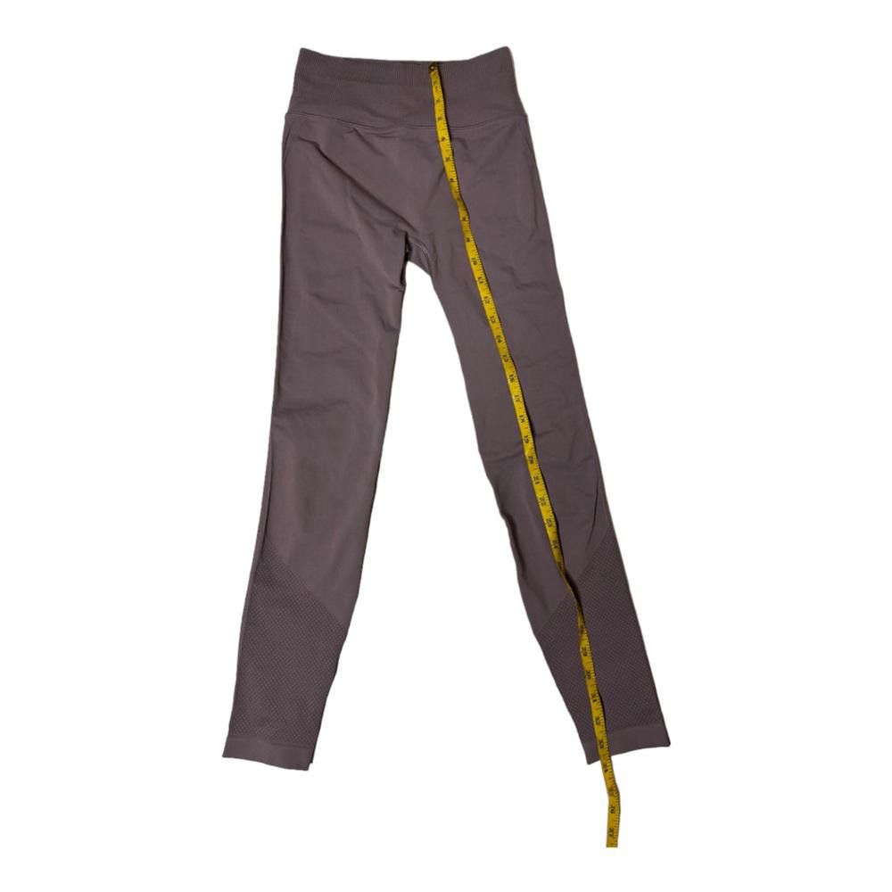 Lululemon lululemon athletica l Iconic Sweat Legging Lavender Size 4 Size 27" / US 4 / IT 40 - 4 Thumbnail