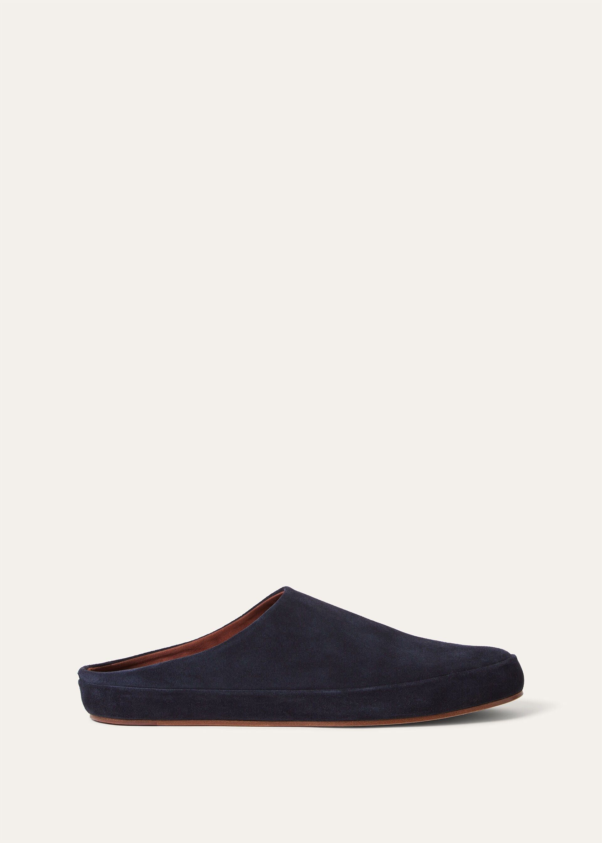 os11x0226 FAR1299 Tomori Walk Shoes in Dark Blue