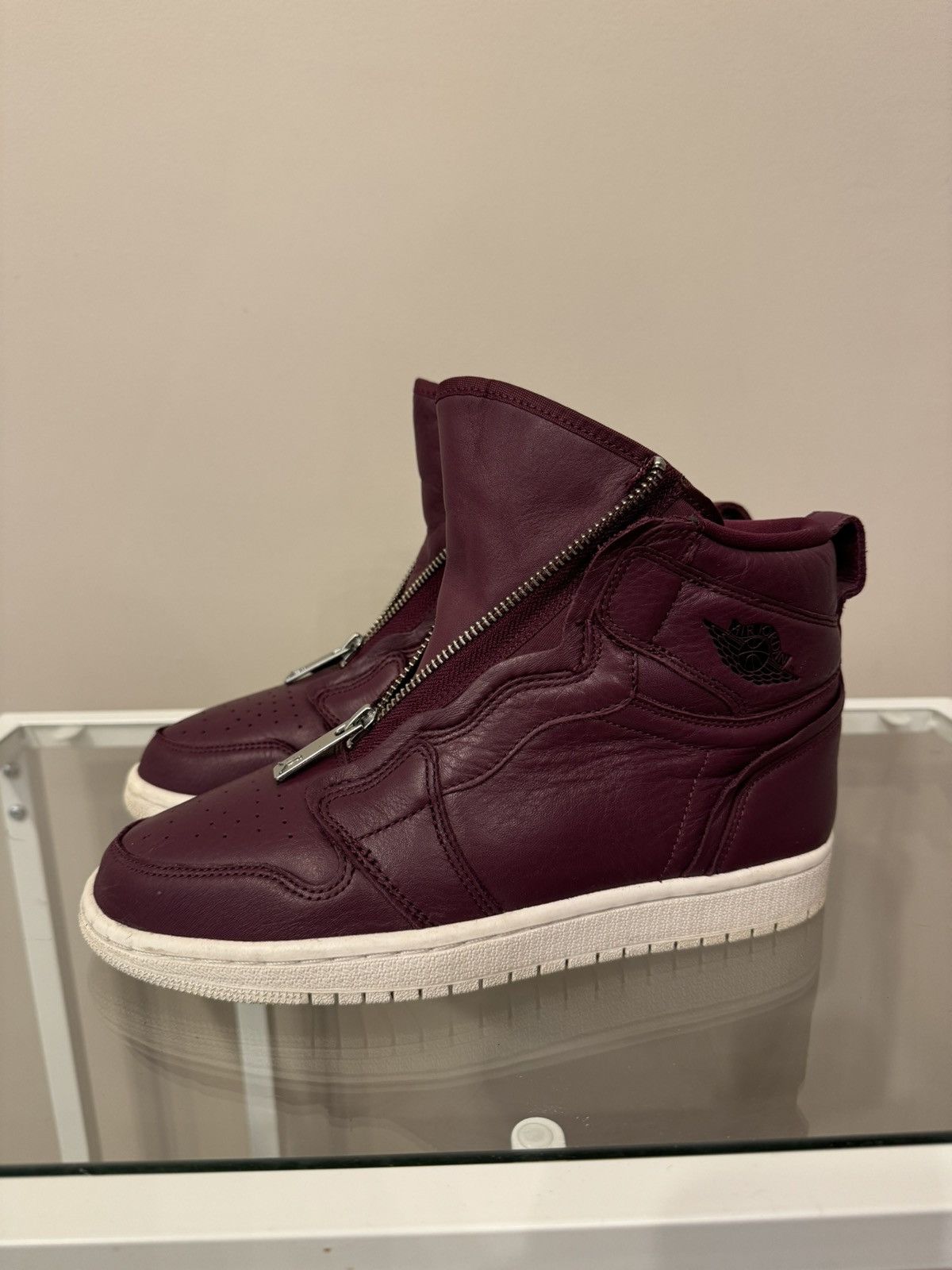 Nike Jordan 1 Retro High Zip Bordeaux Women's sneakers buty shoes Size US 7 / IT 37 - 10 Thumbnail