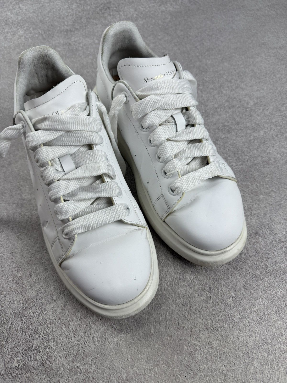 Alexander McQueen Alexander McQueen White Leather Sneakers Size 42 Size US 9 / EU 42 - 4 Thumbnail