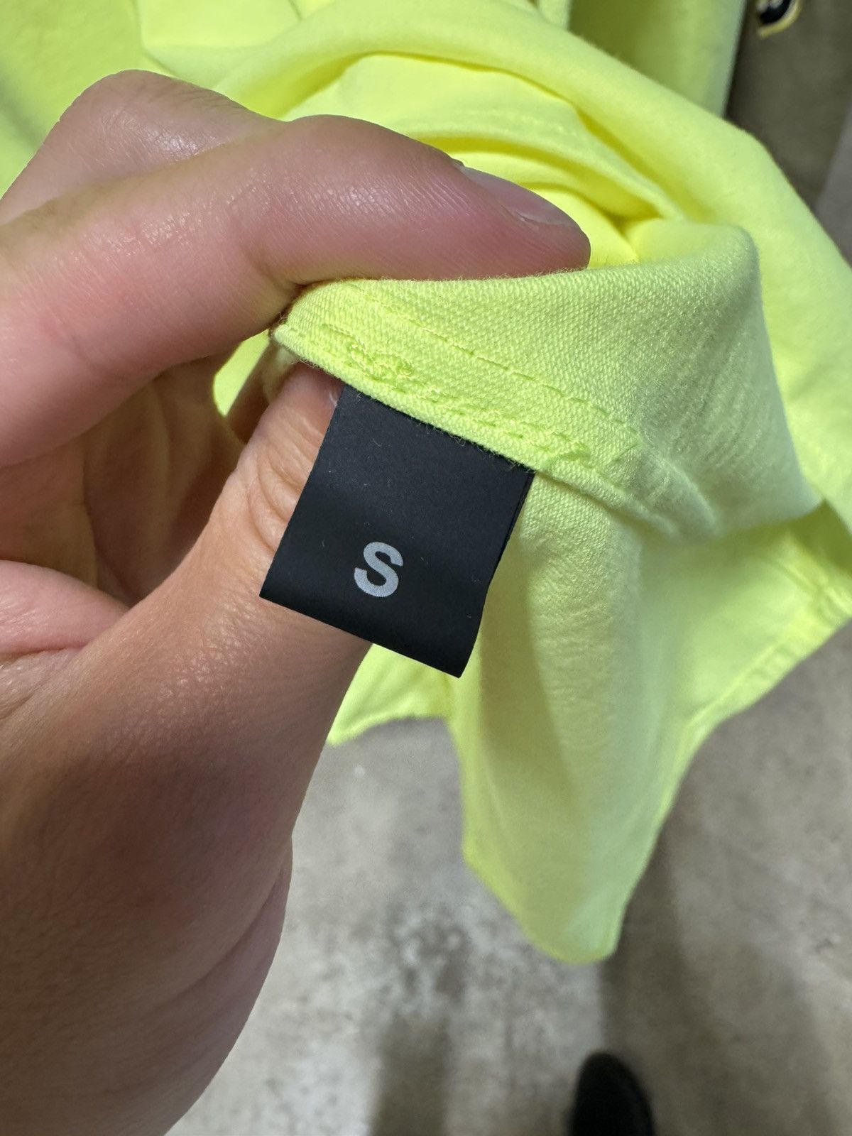Vetements Vetements Button Up Shirt NEW Size US S / EU 44-46 / 1 - 5 Thumbnail