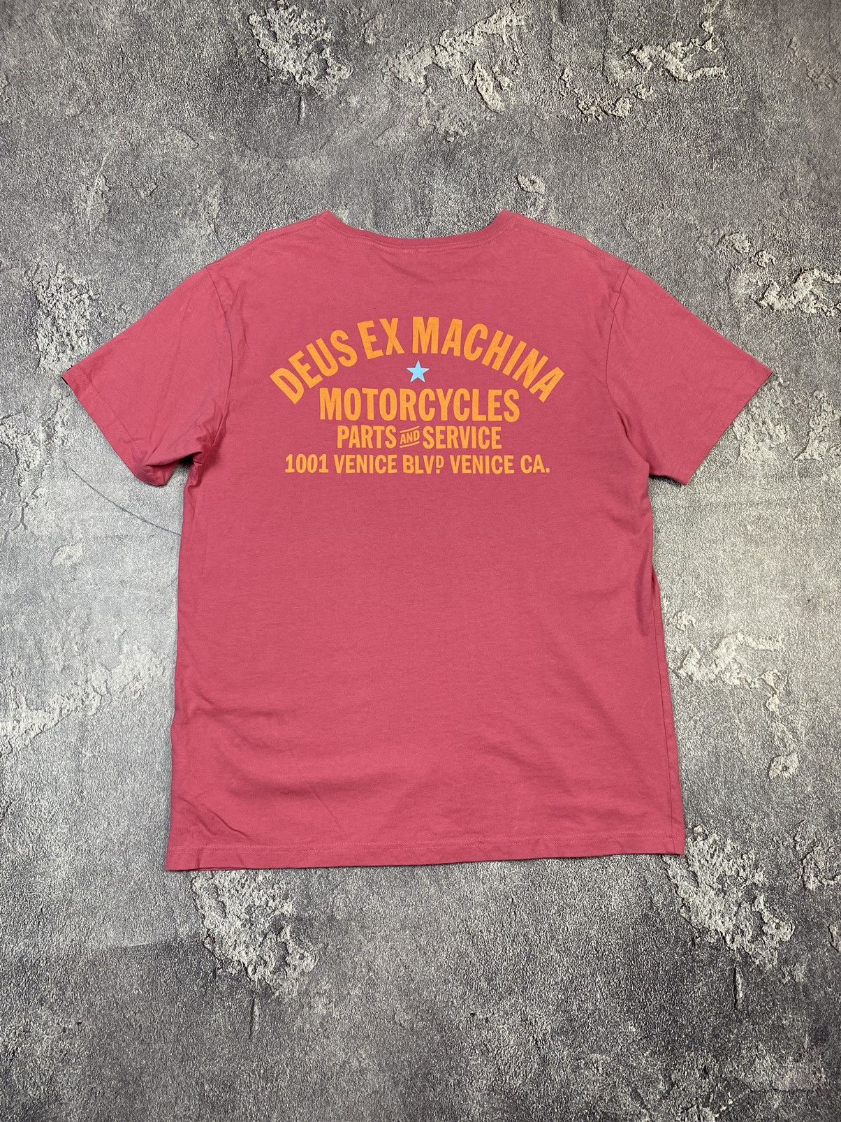 Deus Ex Machina × Vintage Y2K Deus Ex Machina Streetwear T-shirt Size US XL / EU 56 / 4 - 1 Thumbnail