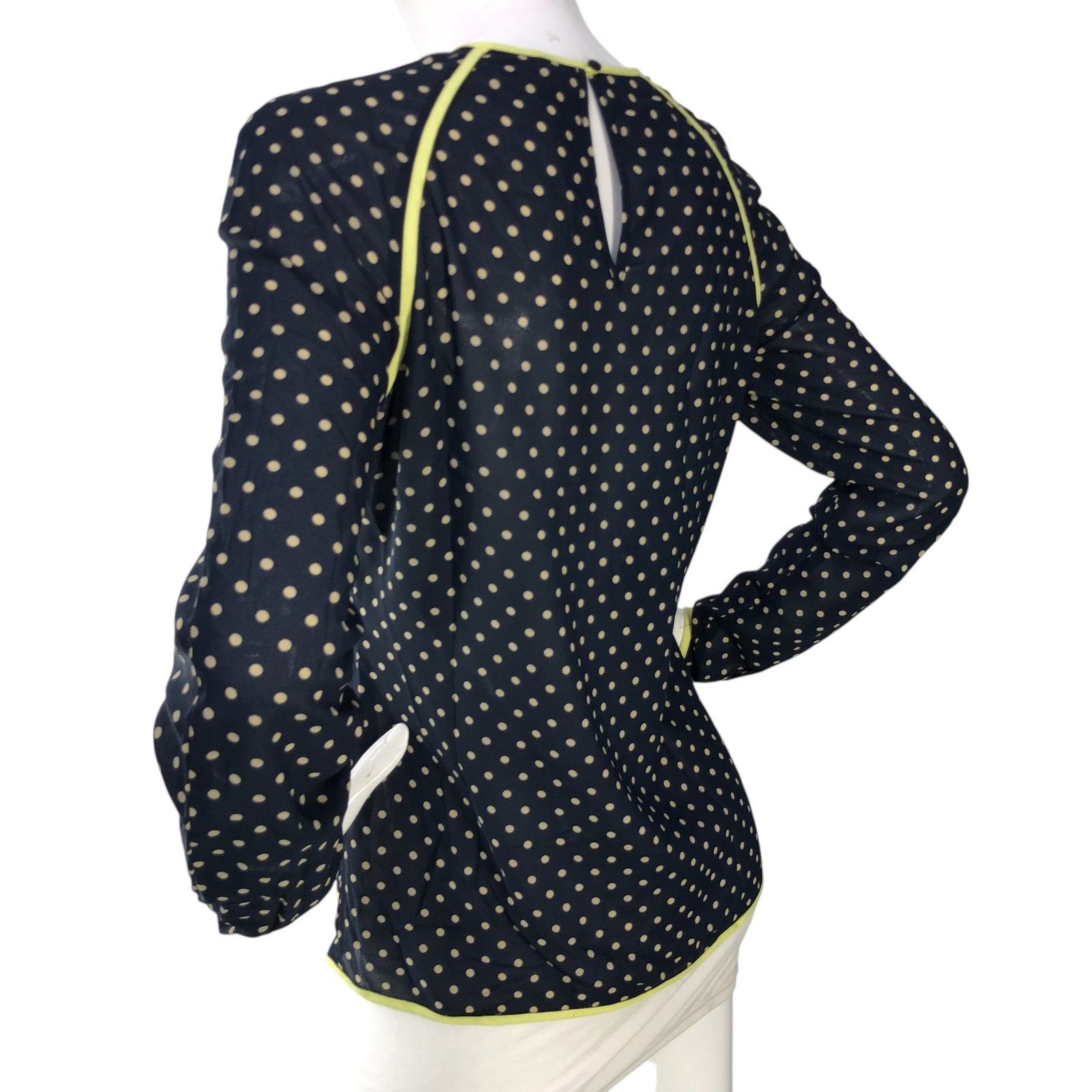 Adolfo Dominguez Adolfo Dominguez Size 38 US 6 Top Blouse Polka Dot Keyhole Size M / US 6-8 / IT 42-44 - 6 Thumbnail