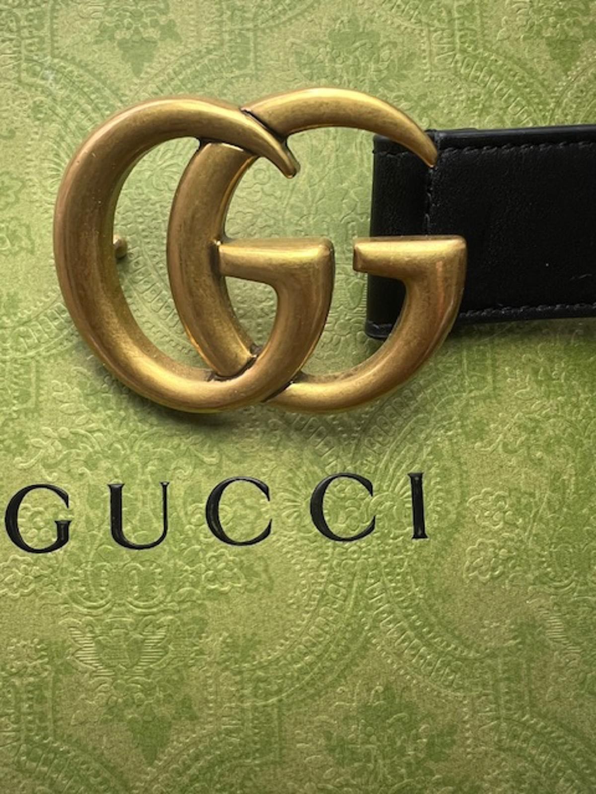 Gucci Gucci Black Leather Belt w/ Med Gold GG Buckle - Sz 95 Size ONE SIZE - 4 Thumbnail