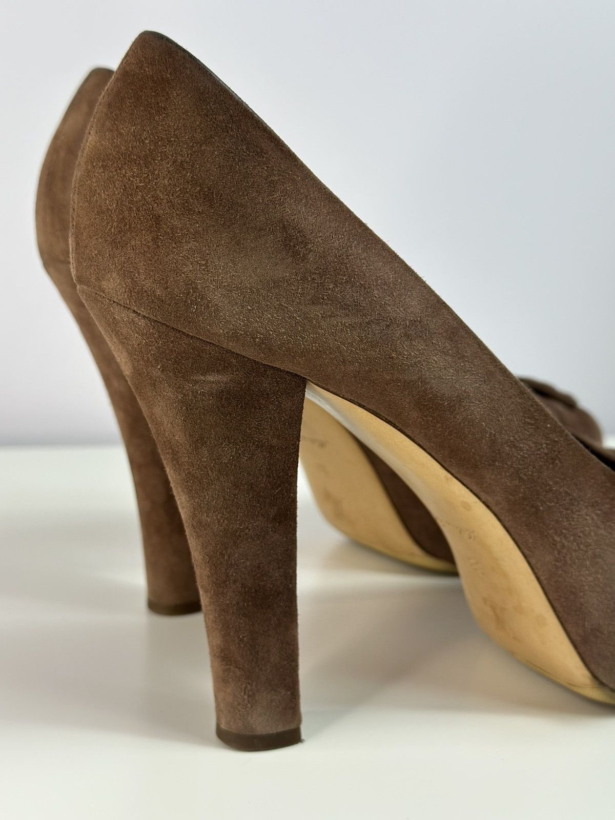 Louis Vuitton Louis Vuitton Brown Suede Catania Peep Toe Platform Pumps Size US 8 / IT 38 - 10 Thumbnail
